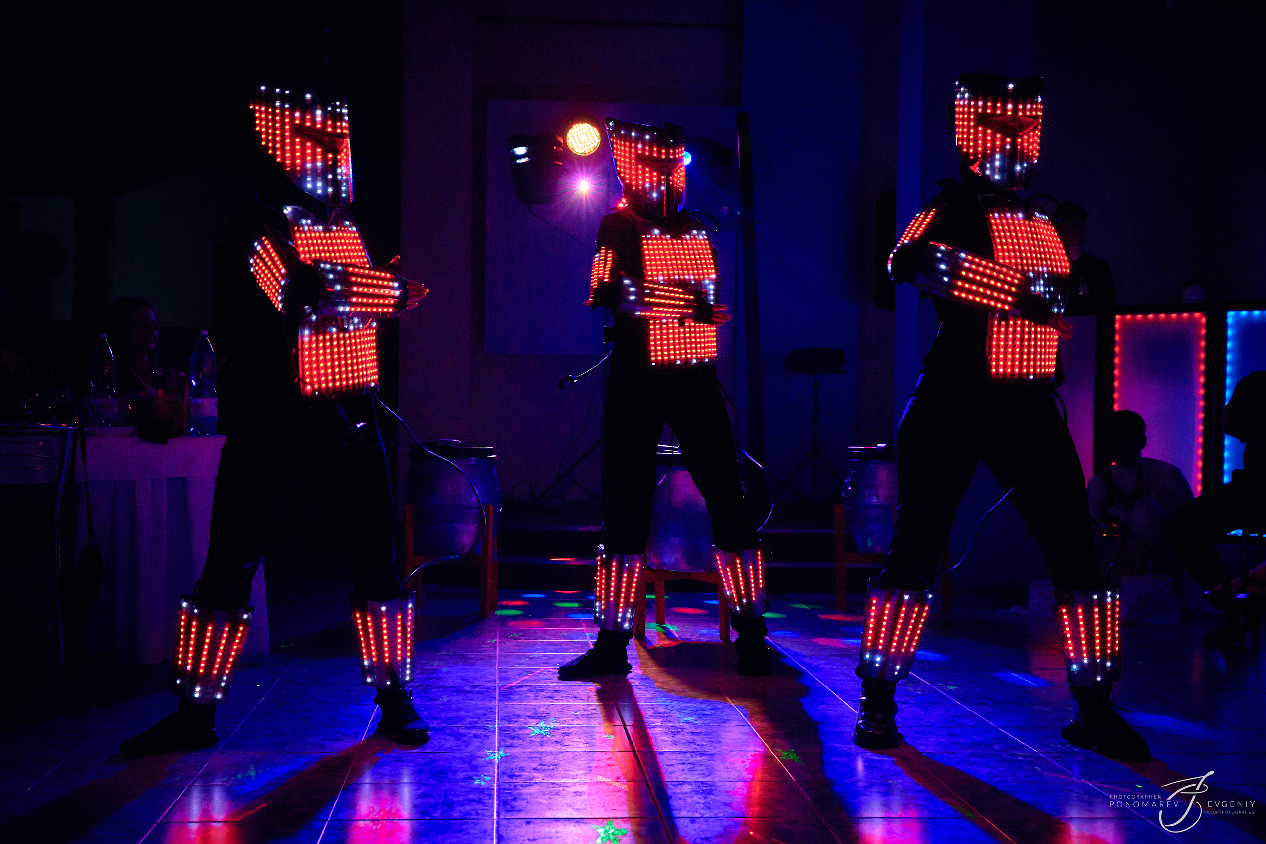 Выпускной  школа № 14. Свадебный фотограф в Тольятти Жигулевске и Самаре Пономарев Евгений