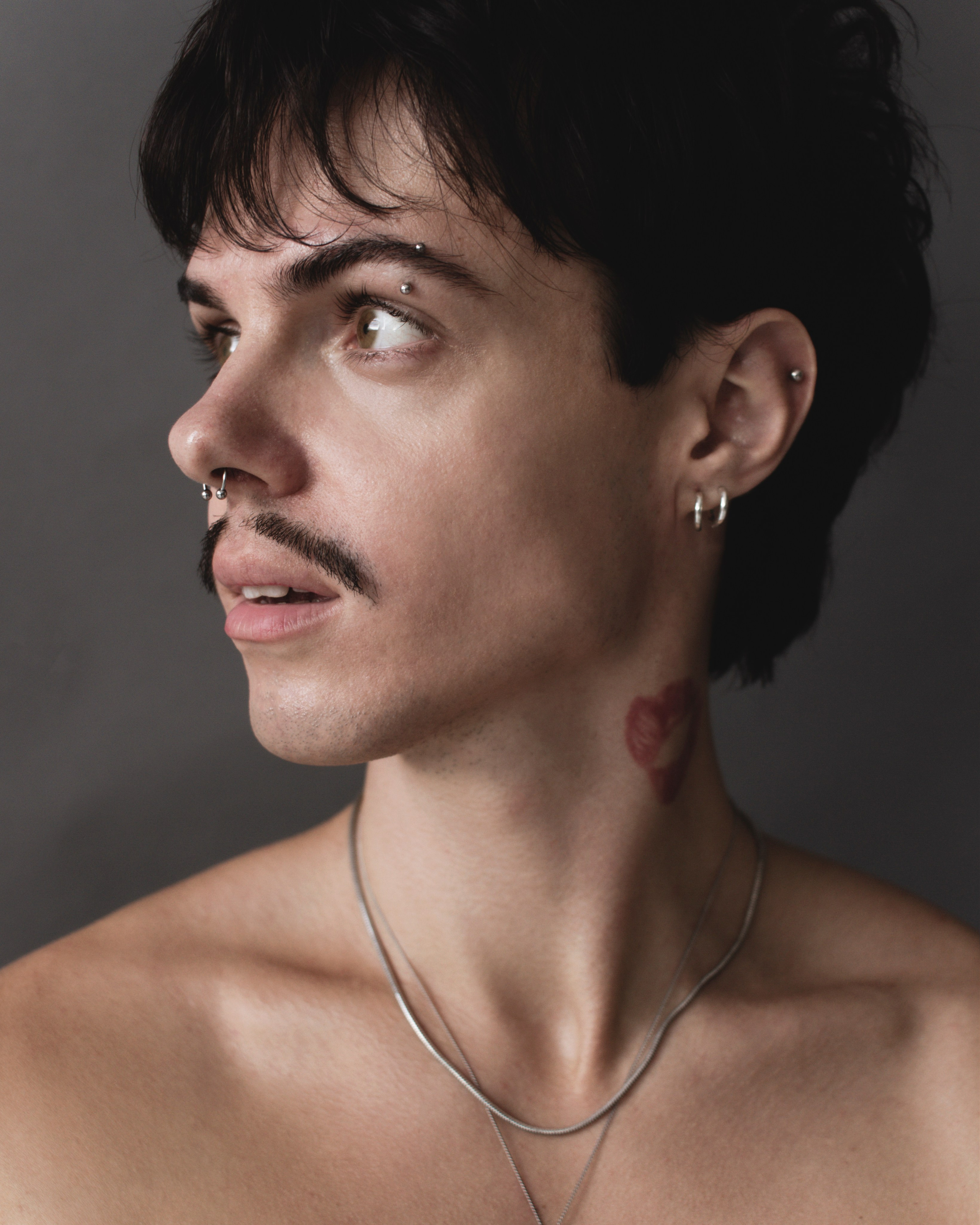 Male. Male photographer