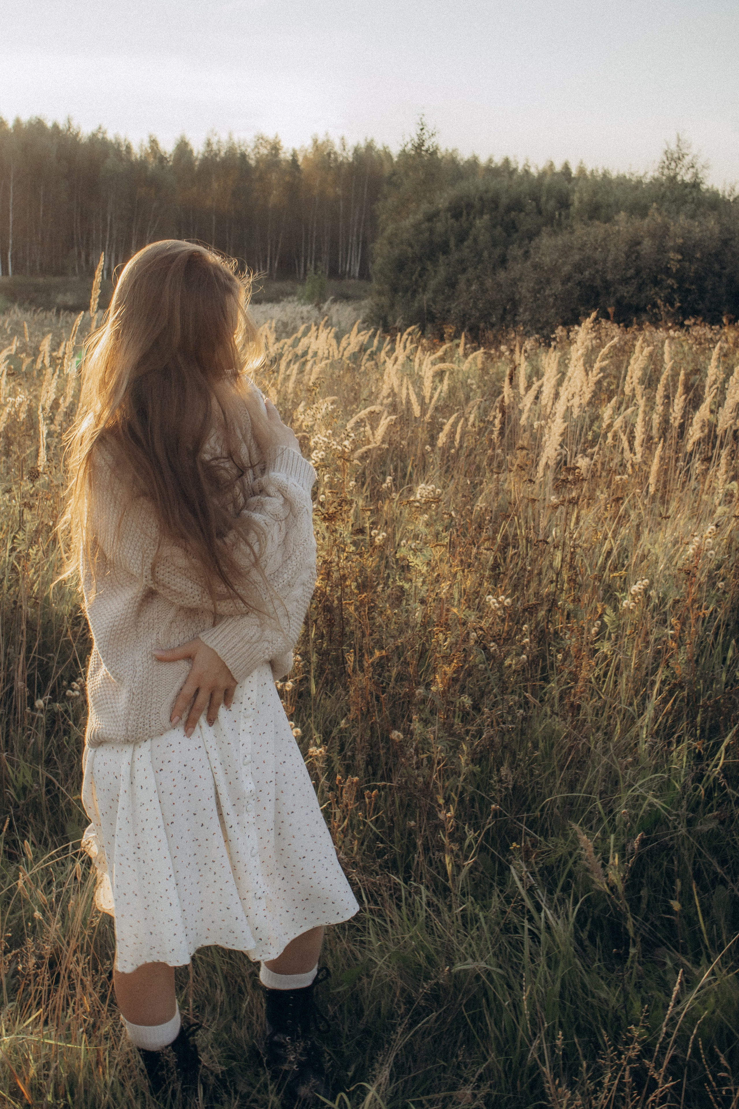 Юля. Осенняя фотосессия в поле. Юлия Левада Семейный и женский фотограф