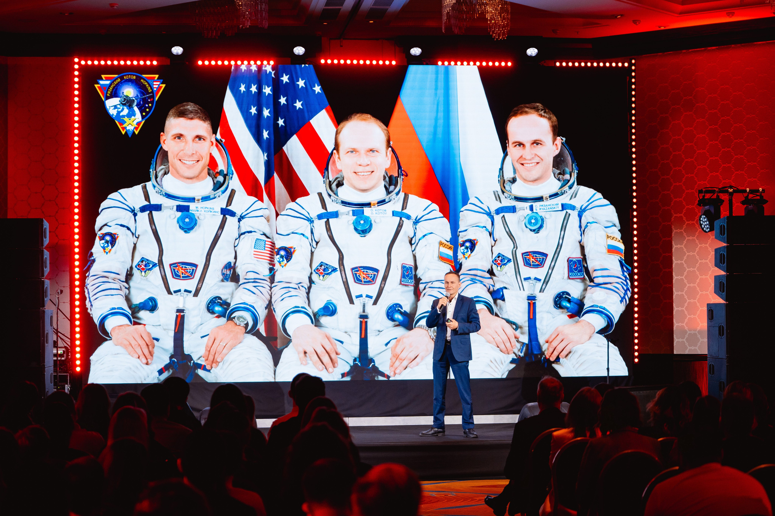 SEB. Репортажный фотограф в Москве Федор Вдовин