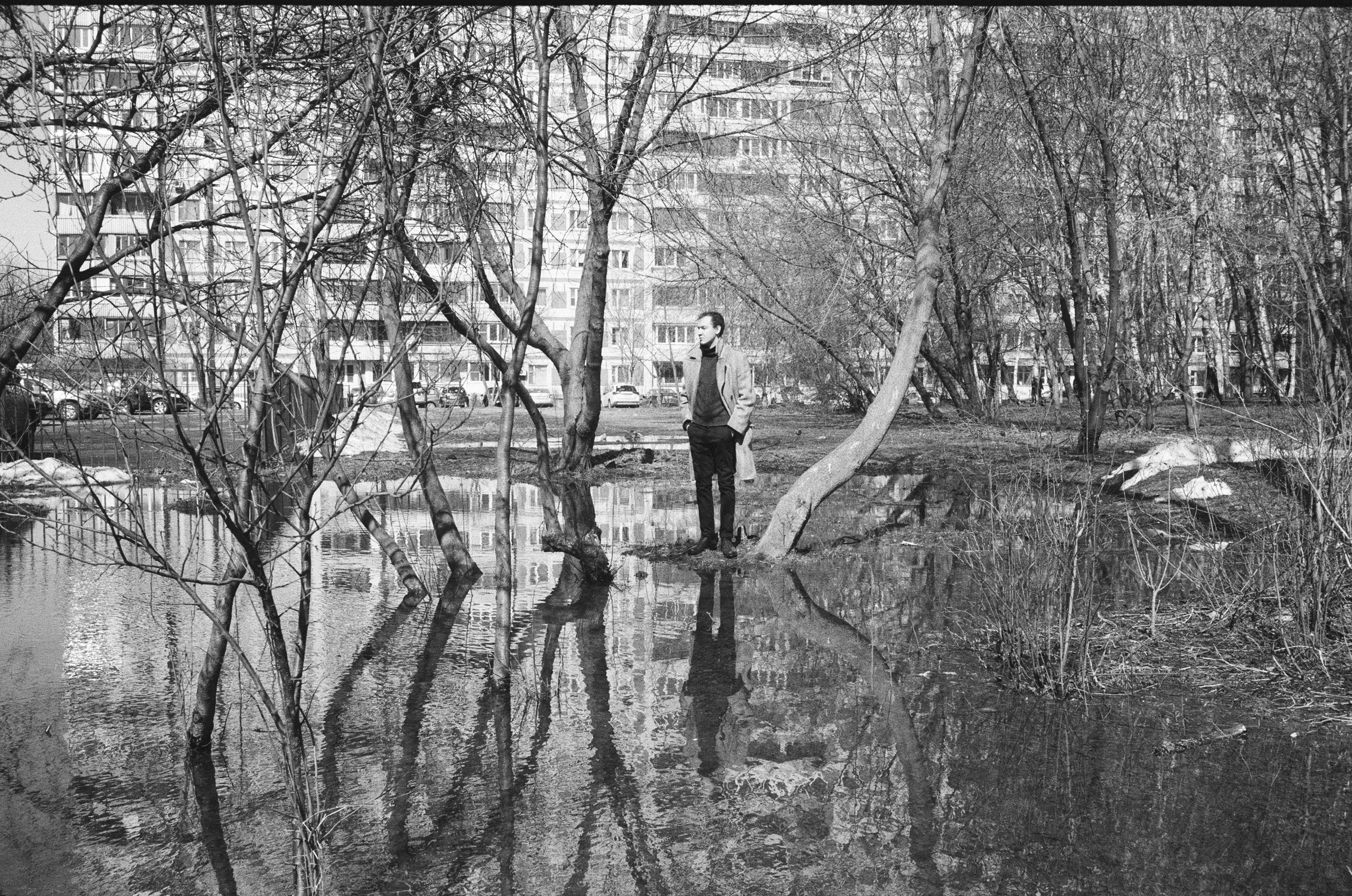 BW. Independent photographer Talib Shillaev