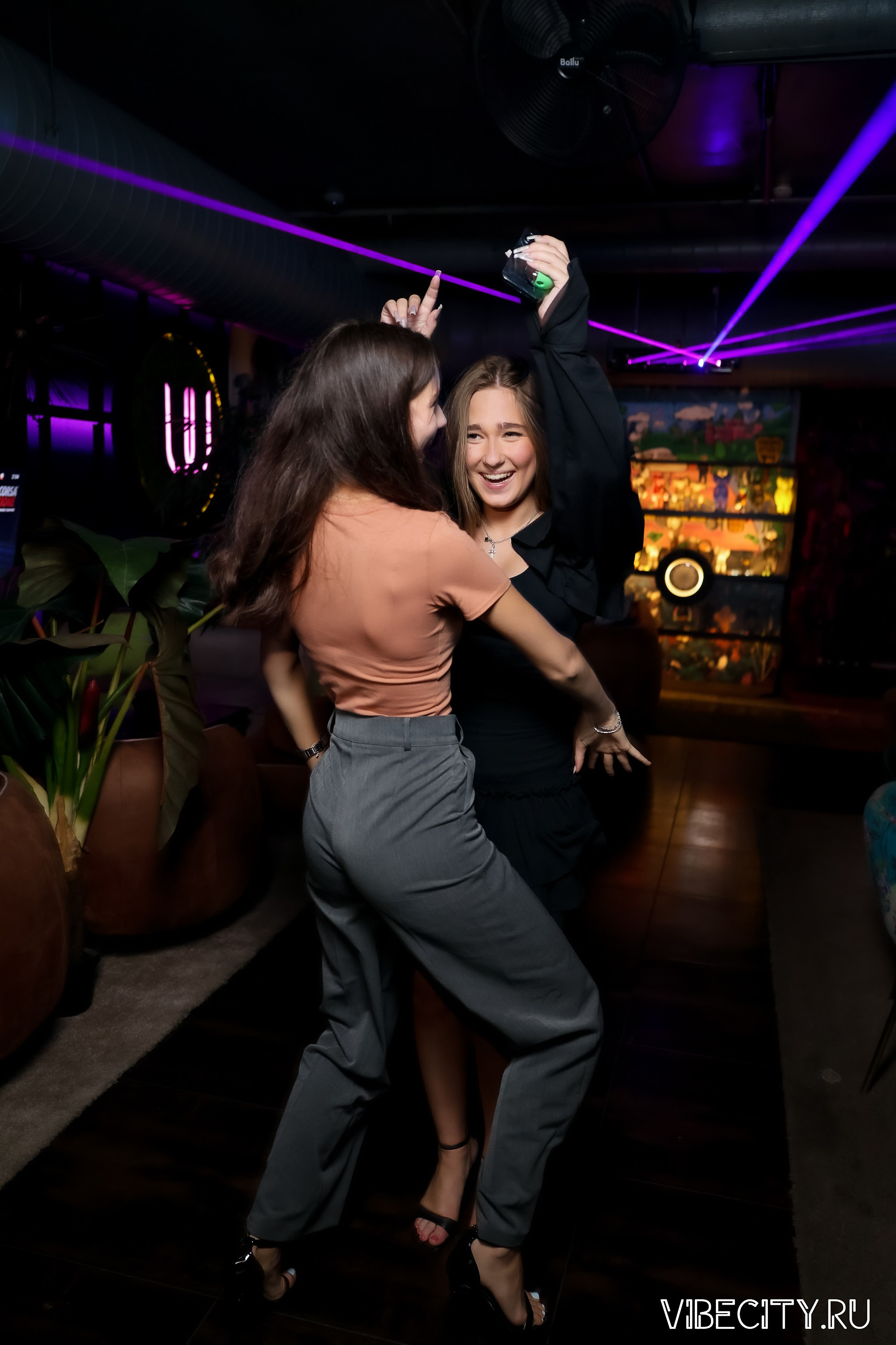 DOUBLE U. VIBECITY.RU Вайб Сити Ру Фоторепортажи Фотоотчеты Калининград