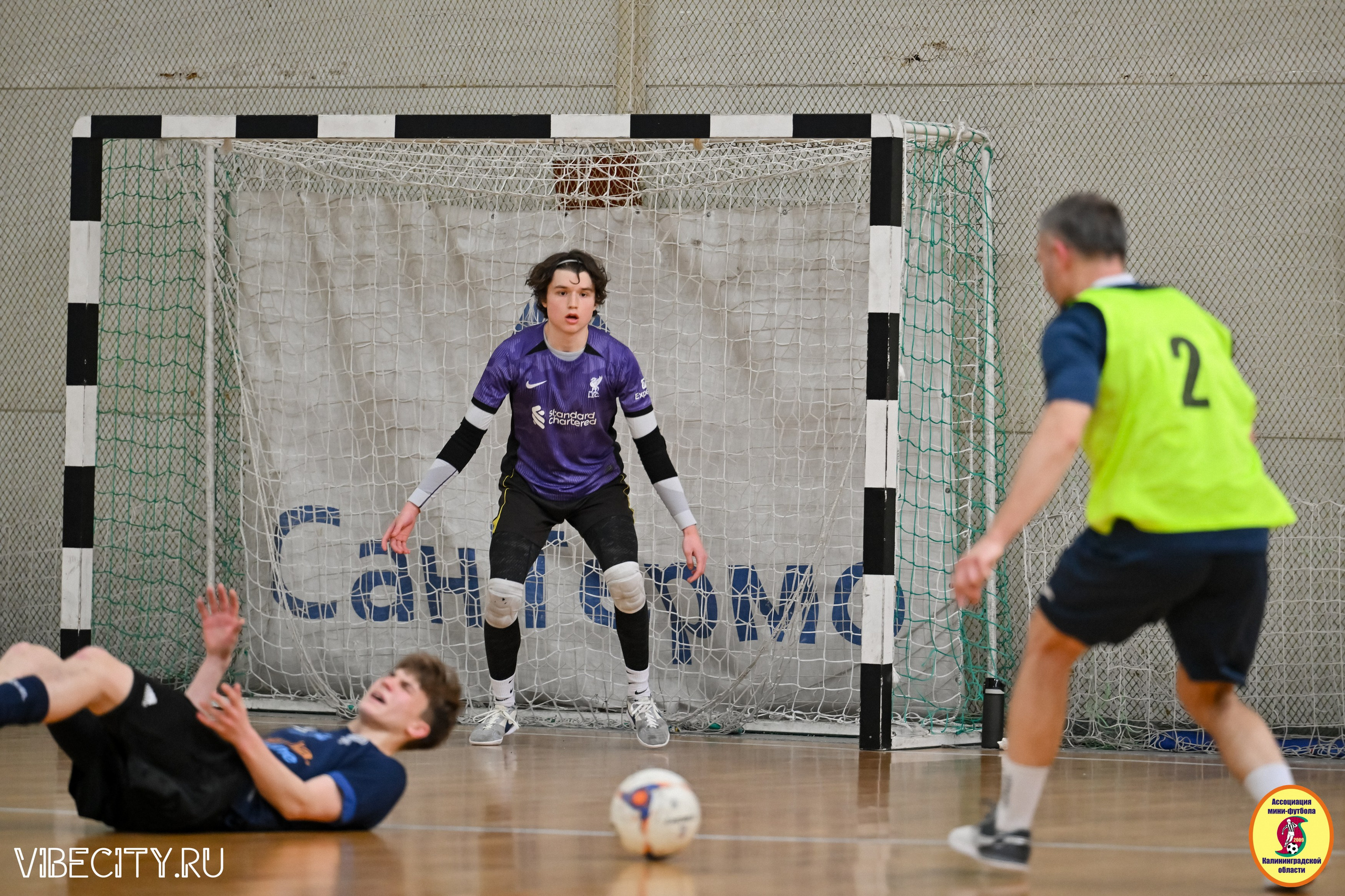 8 тур Корпоративной Бизнес-Лиги по футзалу. VIBECITY.RU Вайб Сити Ру Фоторепортажи Фотоотчеты Калининград