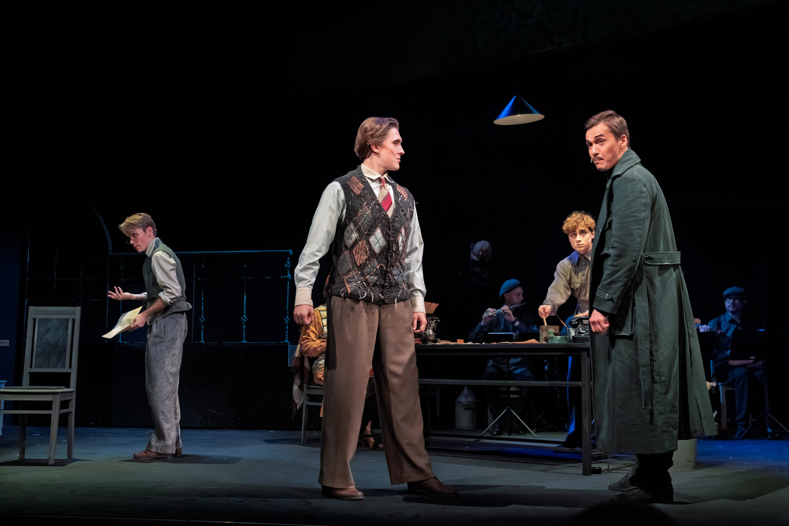 Театр Терезы Дуровой: Кто Есенин?. Сайт фотографа Сергея Абрамова