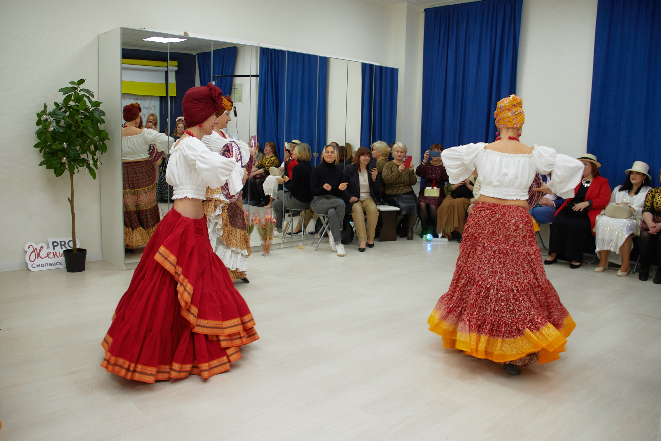 Творческий вечер «Дама в шляпе». Фотограф в Смоленске Ася Польшина
