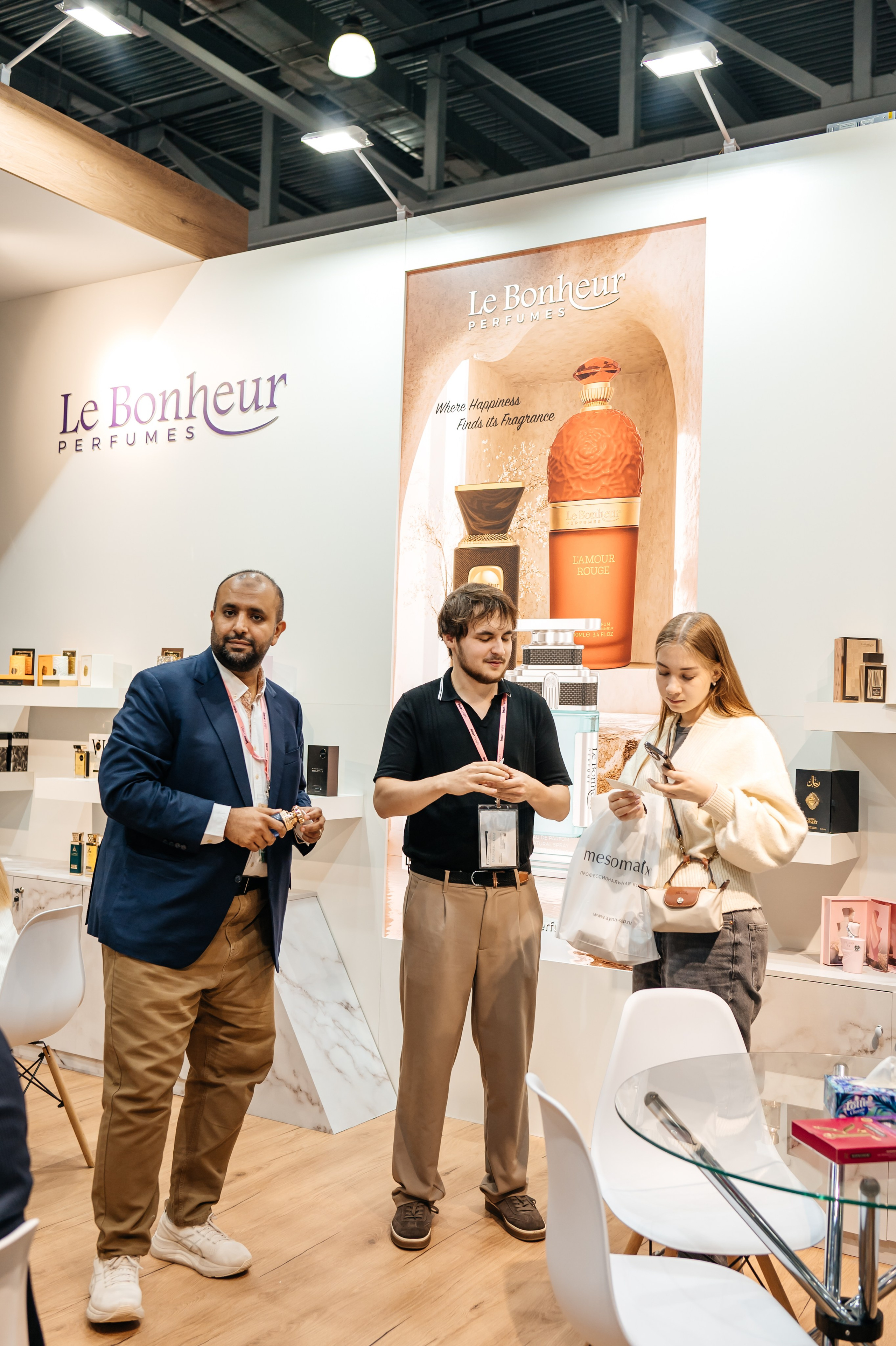 Almas parfumes Intersharm 2025. Фотограф в Москве Елена Брюханова