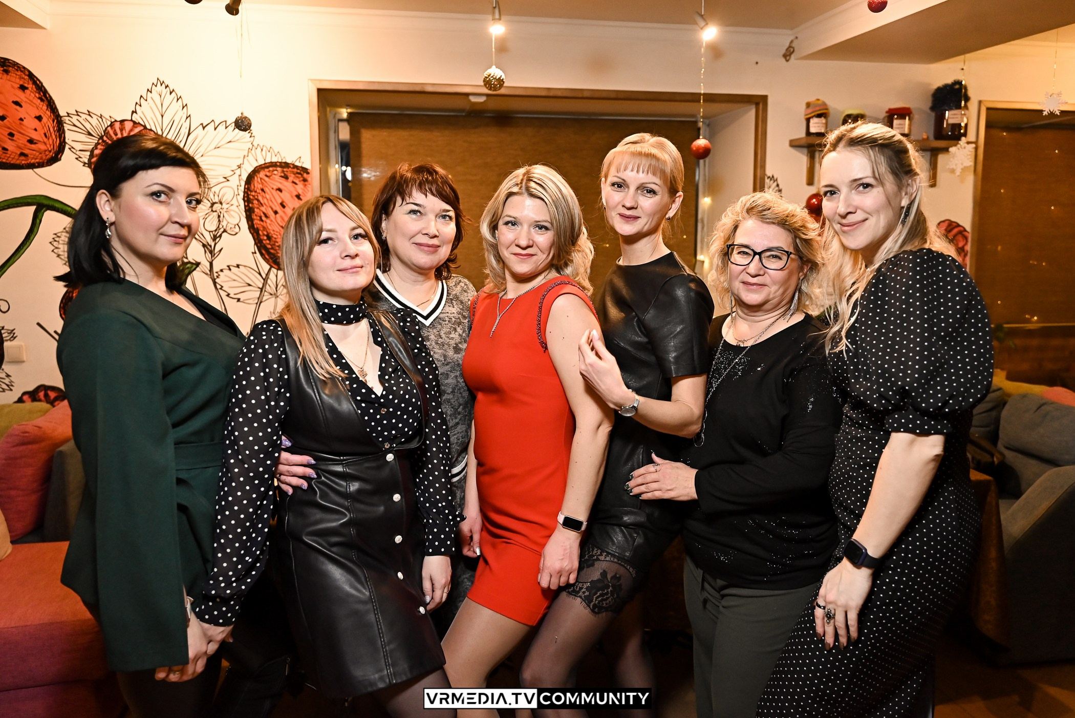 Новогодний вечер в кафе «КАмпот»