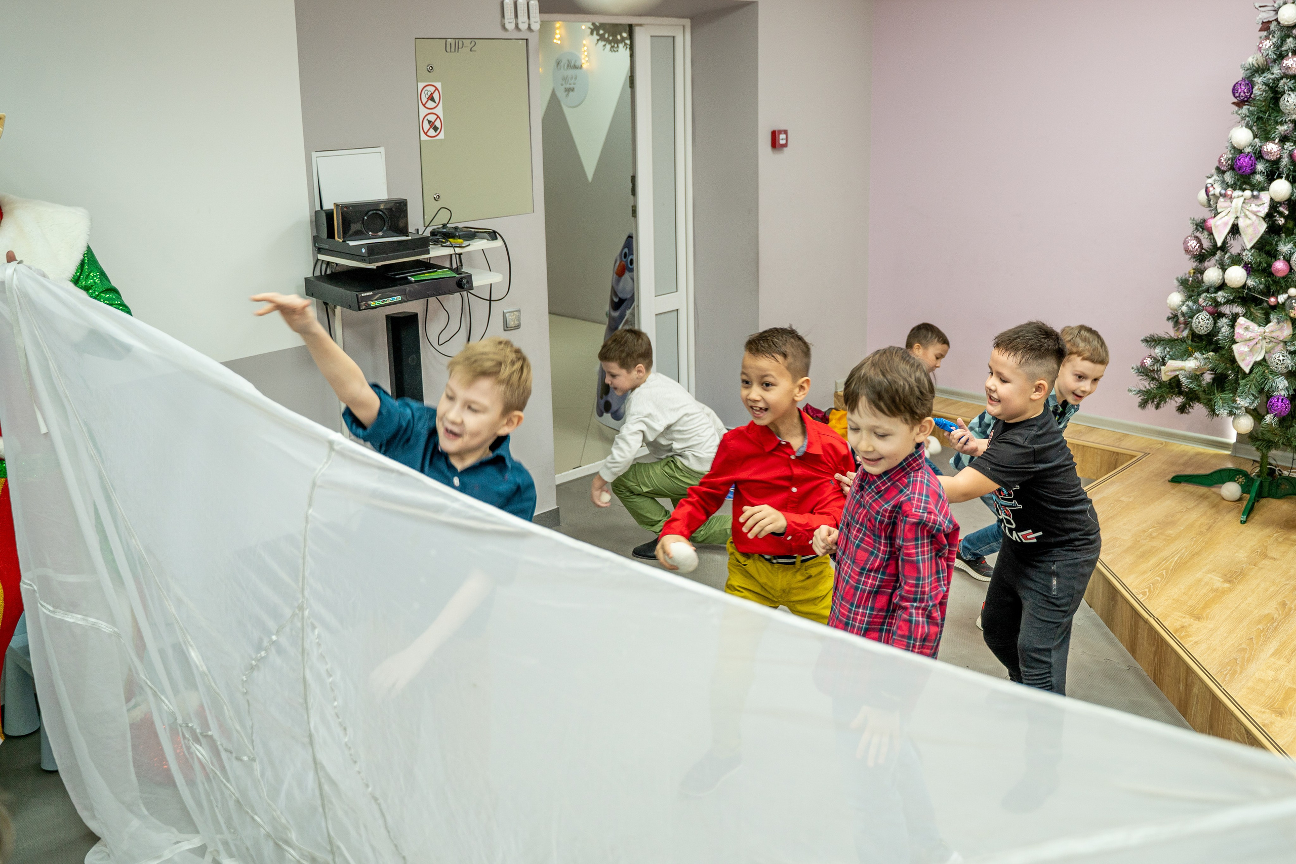 1 гимназия Новогодний утренник. Свадебный и репортажный фотограф в Уфе| Осетрова Ольга