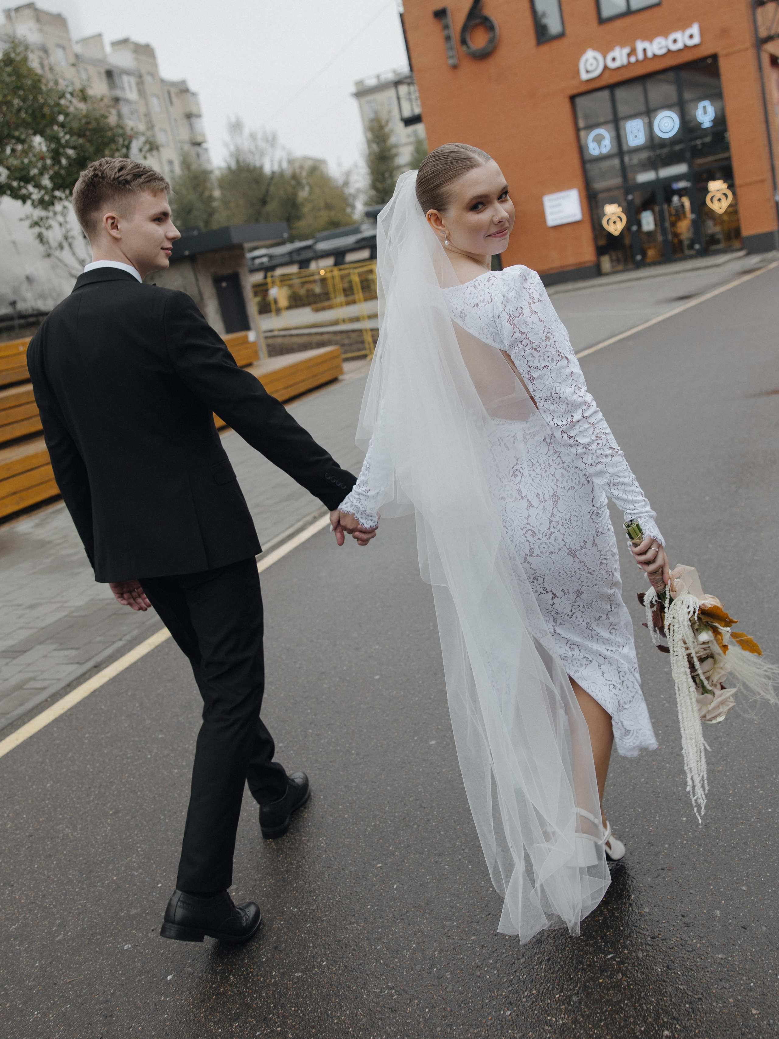 «Лепестком белой вишни». Свадебный фотограф Москва
