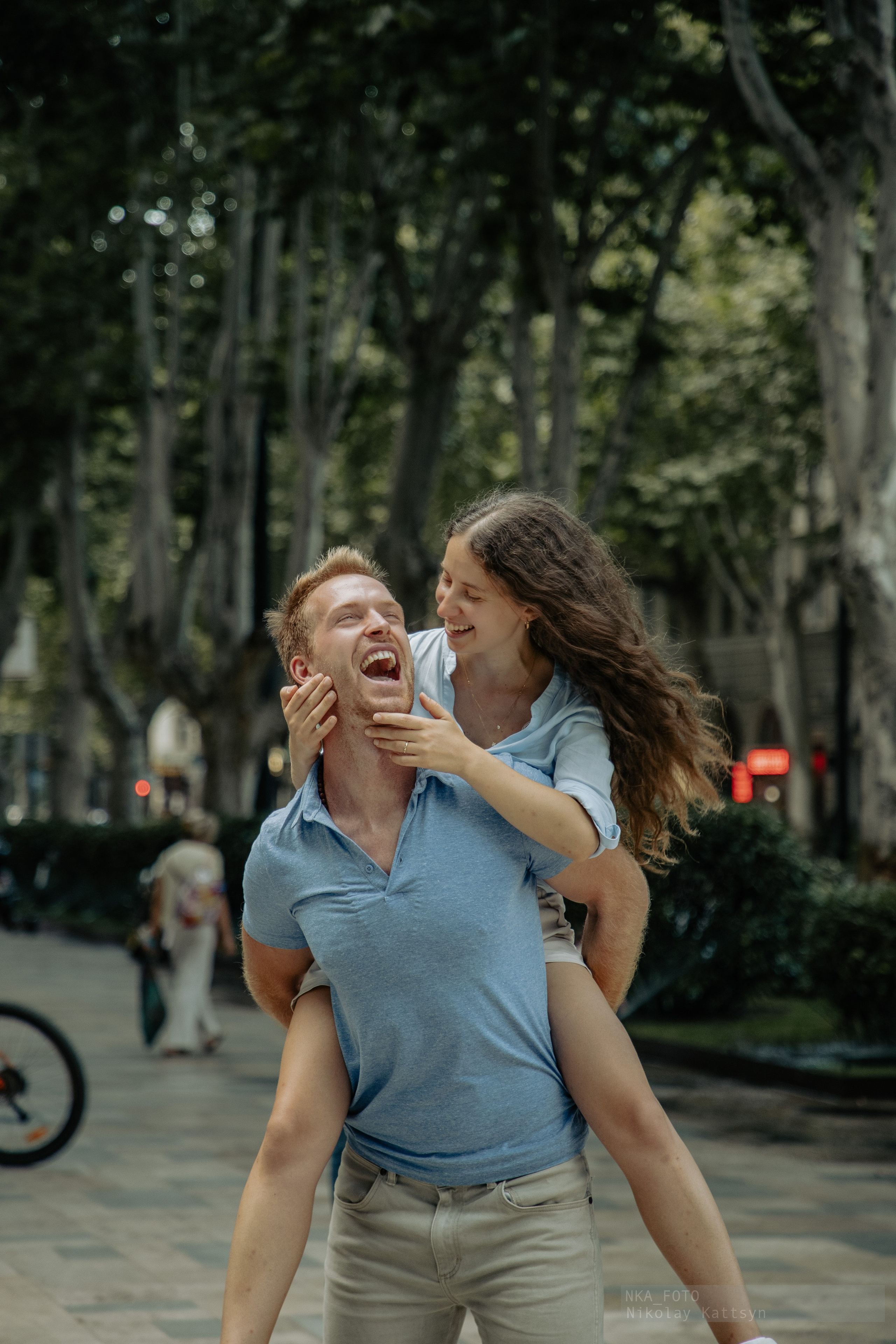 Пара в городе Тбилиси. Фотограф в Москве портреты | репортажи | спорт