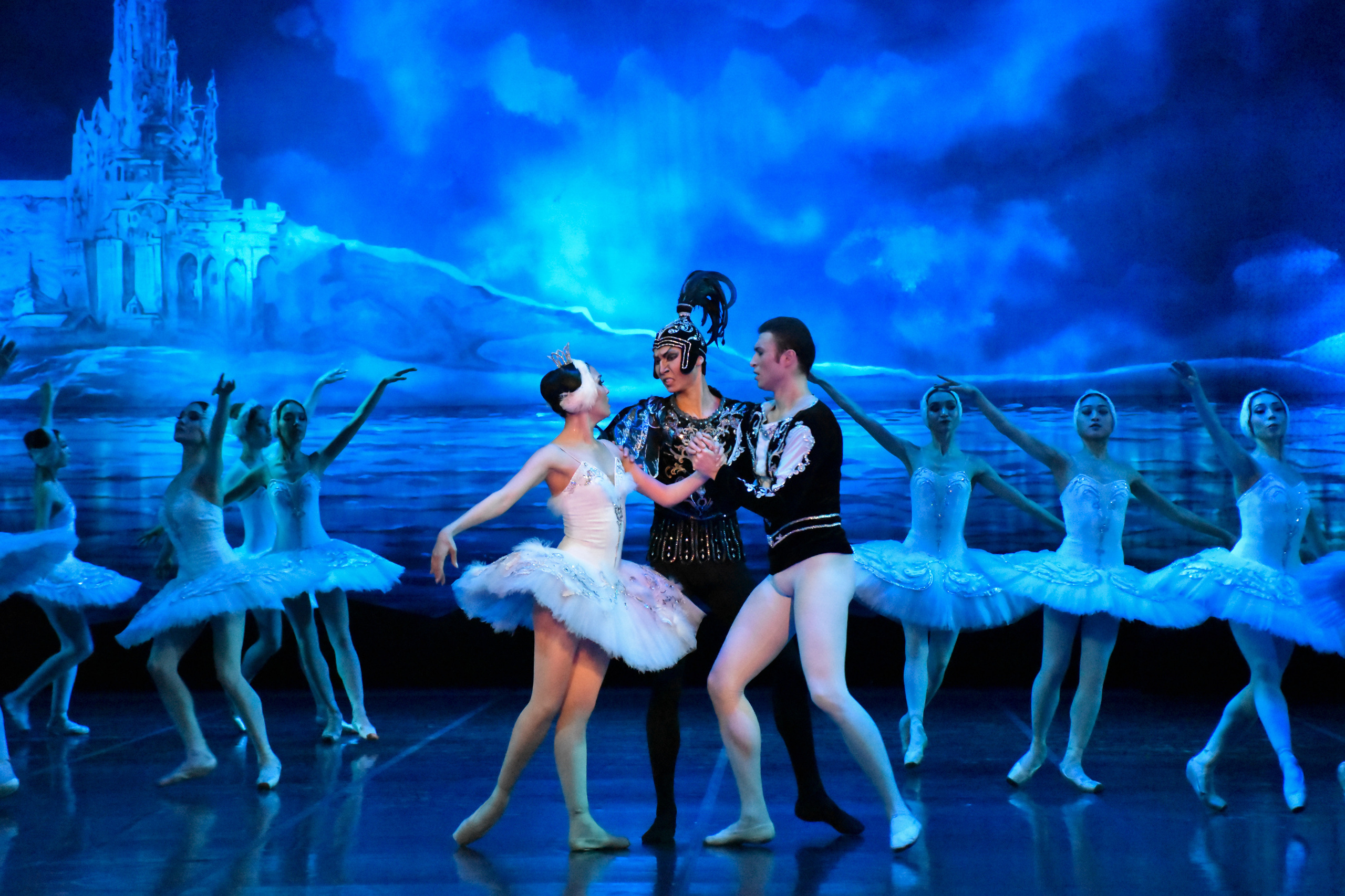 Балет «Лебединое озеро». Фотограф в Алматы