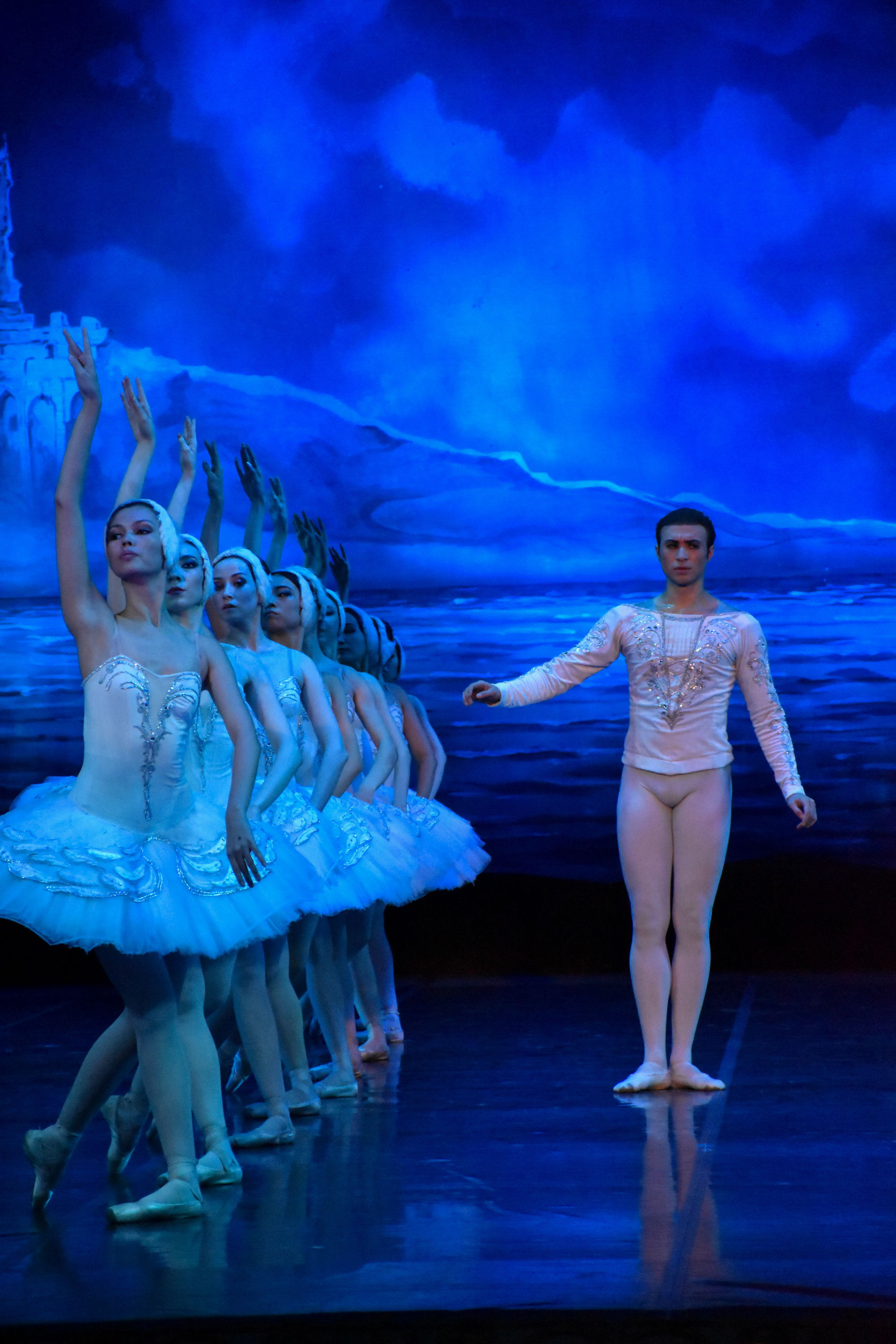 Балет «Лебединое озеро». Фотограф в Алматы