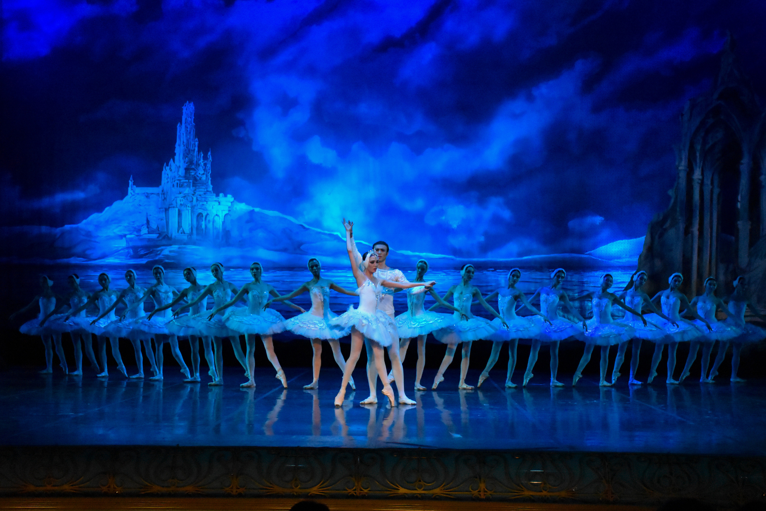 Балет «Лебединое озеро». Фотограф в Алматы