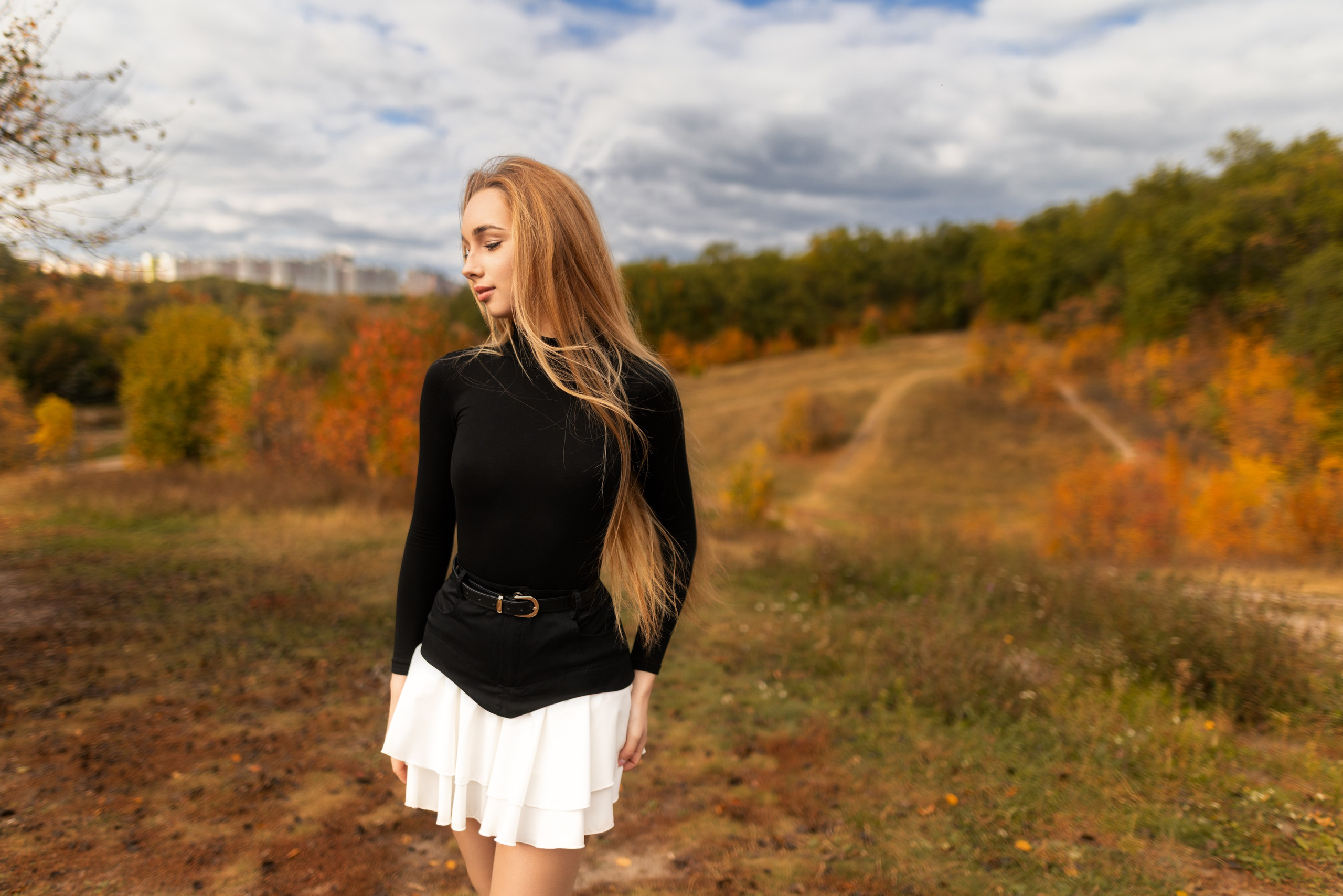 Осенний фотосет с Полиной в парке в формате «Я красивая». Дмитрий Шульгин, портретный фотограф в Воронеже