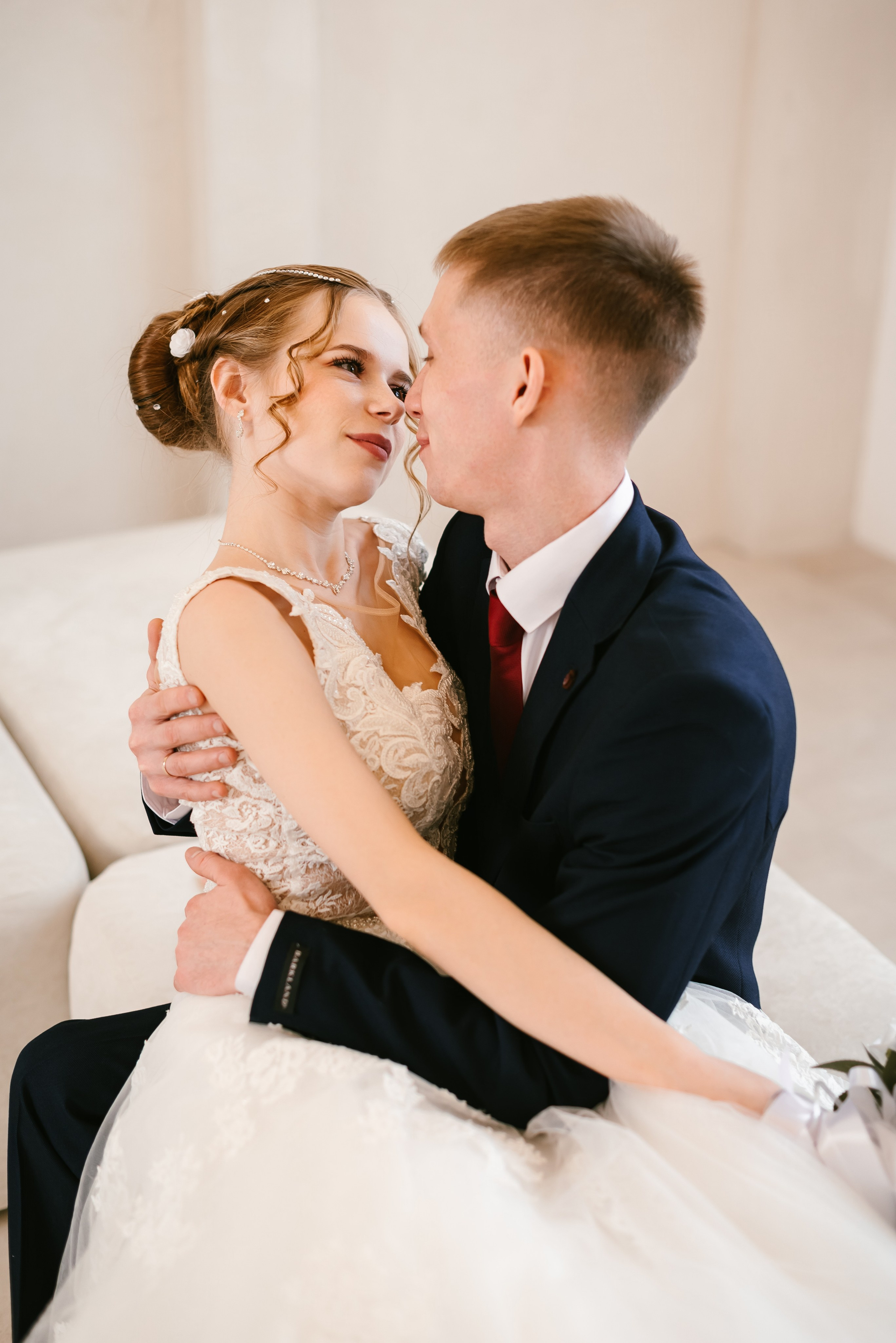 Свадебная фотосессия в фотостудии WOODг. Кемерово