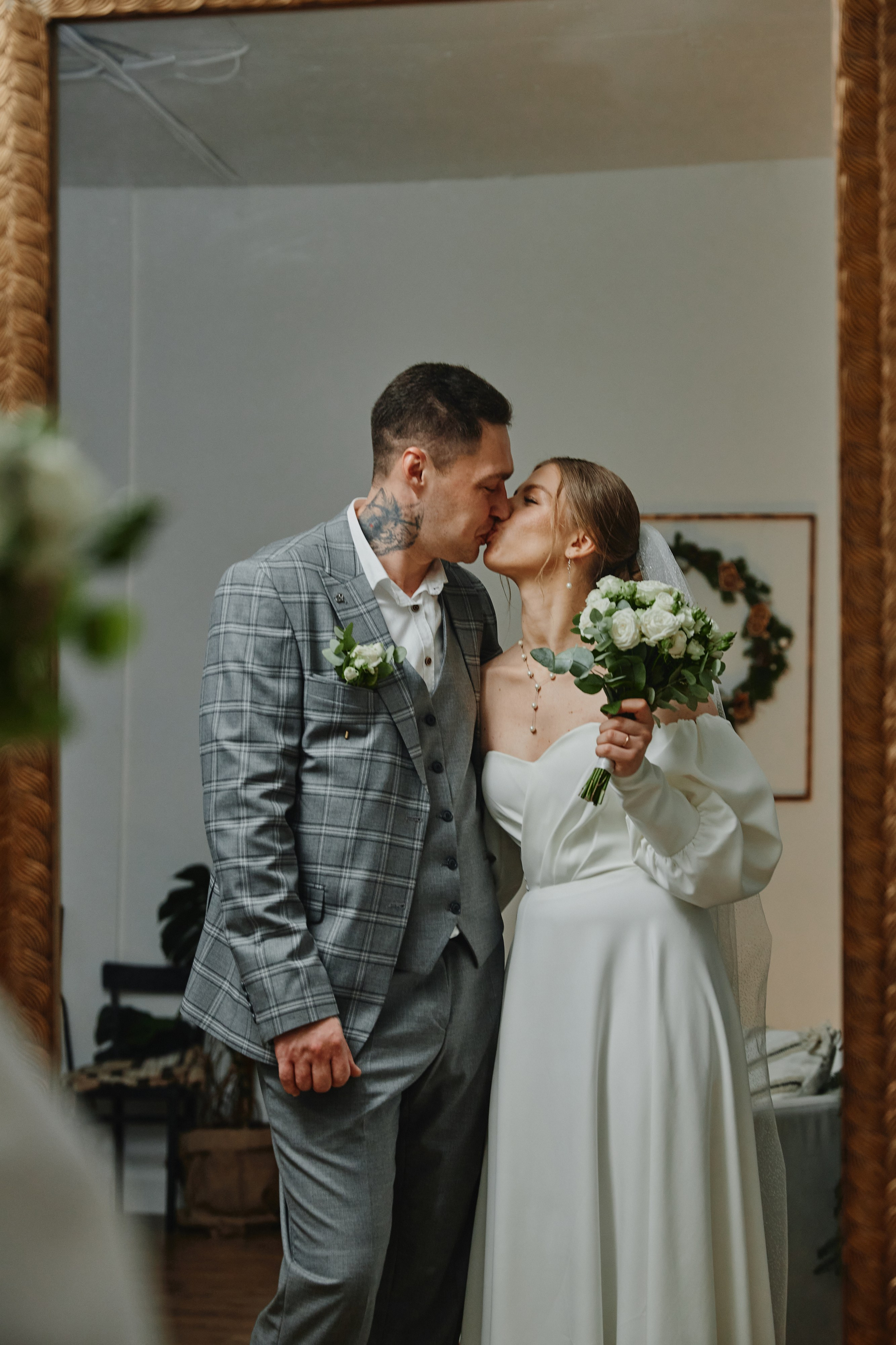 Свадебная фотосессия в студии для Андрея и Натальи