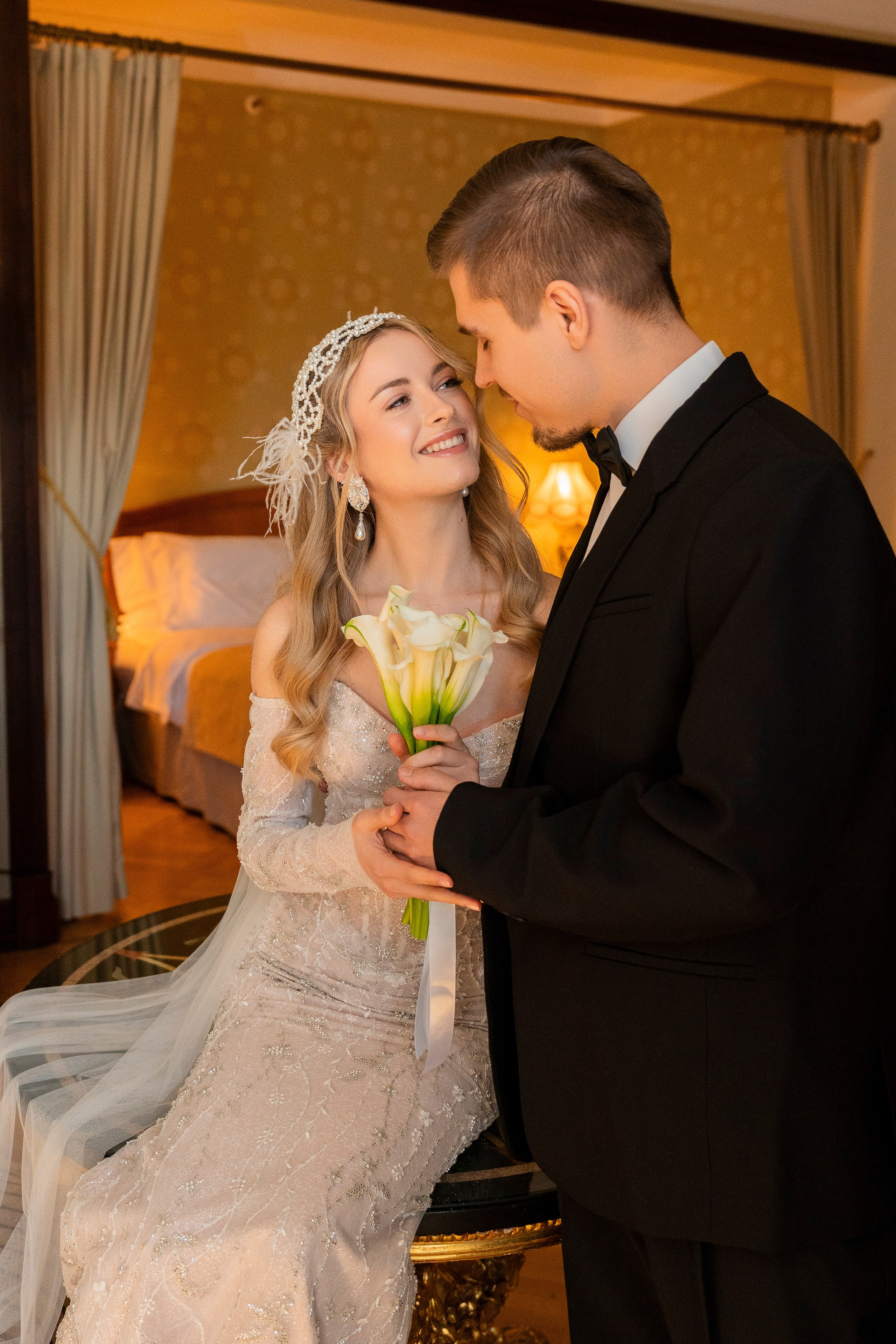 Свадебная фотосессия в отеле Метрополь. Свадебный фотограф в Москве Анна Полушина