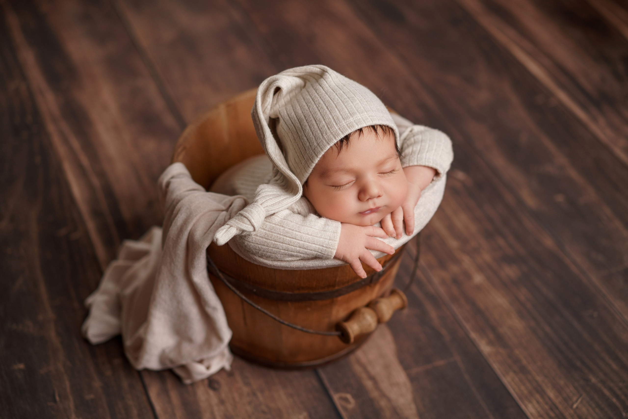 Костюмы и аксессуары для фотосессии новорожденных | Реквизит для съемки newborn в Москве. Фотосессия новорожденных в Москве и Московской области | Профессиональный фотограф newborn — Татьяна Иванова