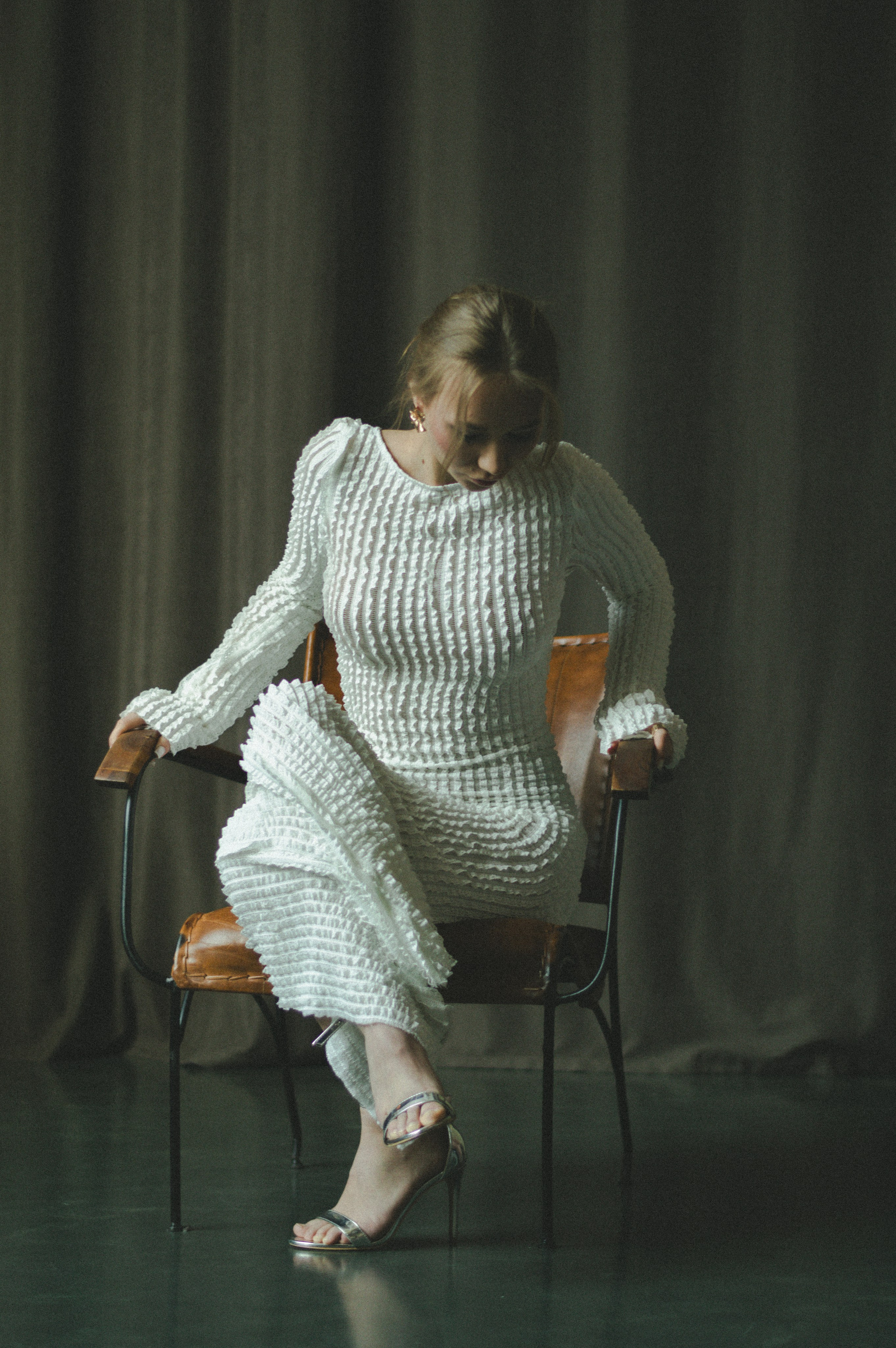 Портретная фотосессия в студии. Карина. Портретный и лавстори фотограф в Стерлитамаке Альбина Шарт