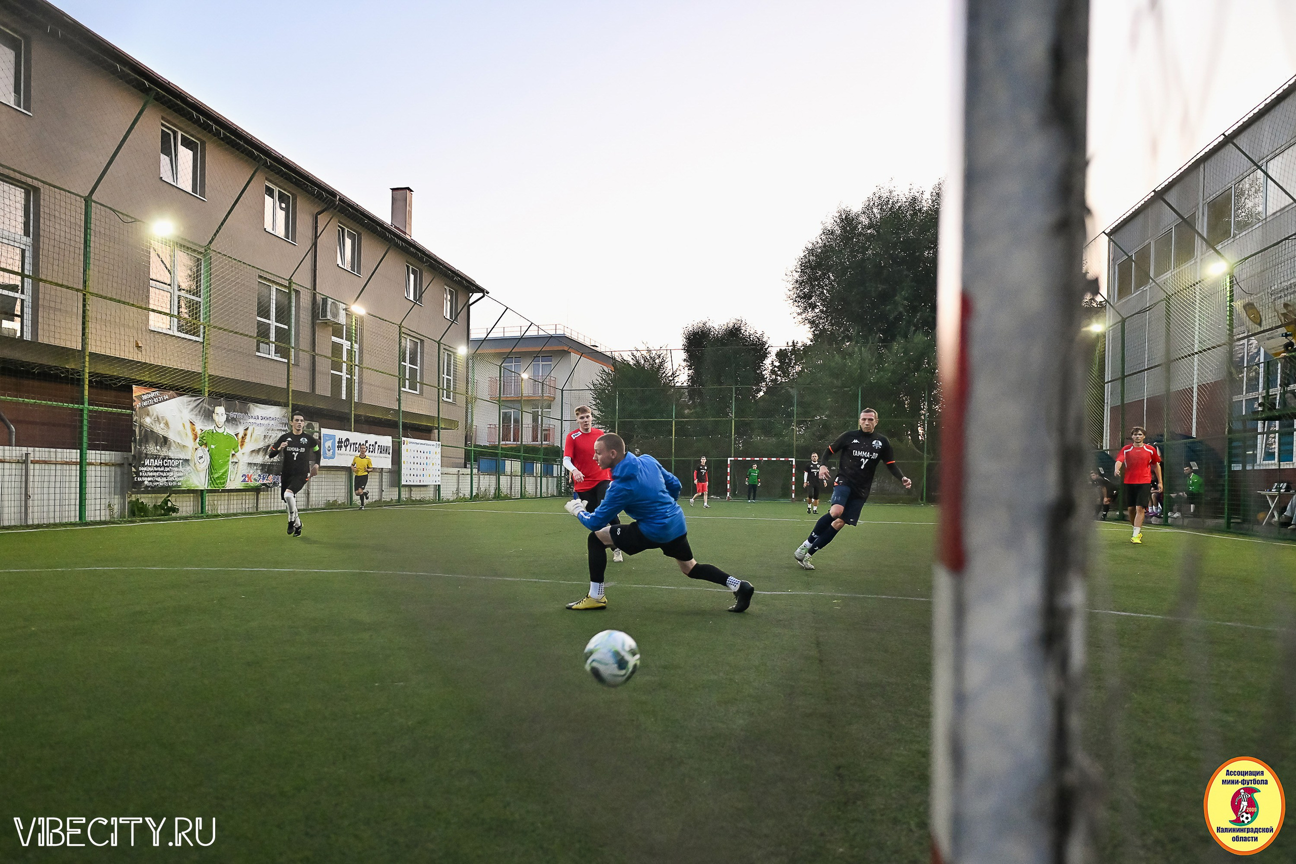 ИГРЫ ПЛЕЙ-ОФФ ПЕРВОГО ДИВИЗИОНА МИНИ-ФУТБОЛЬНОЙ ЛИГИ. VIBECITY.RU Вайб Сити Ру Фоторепортажи Фотоотчеты Калининград