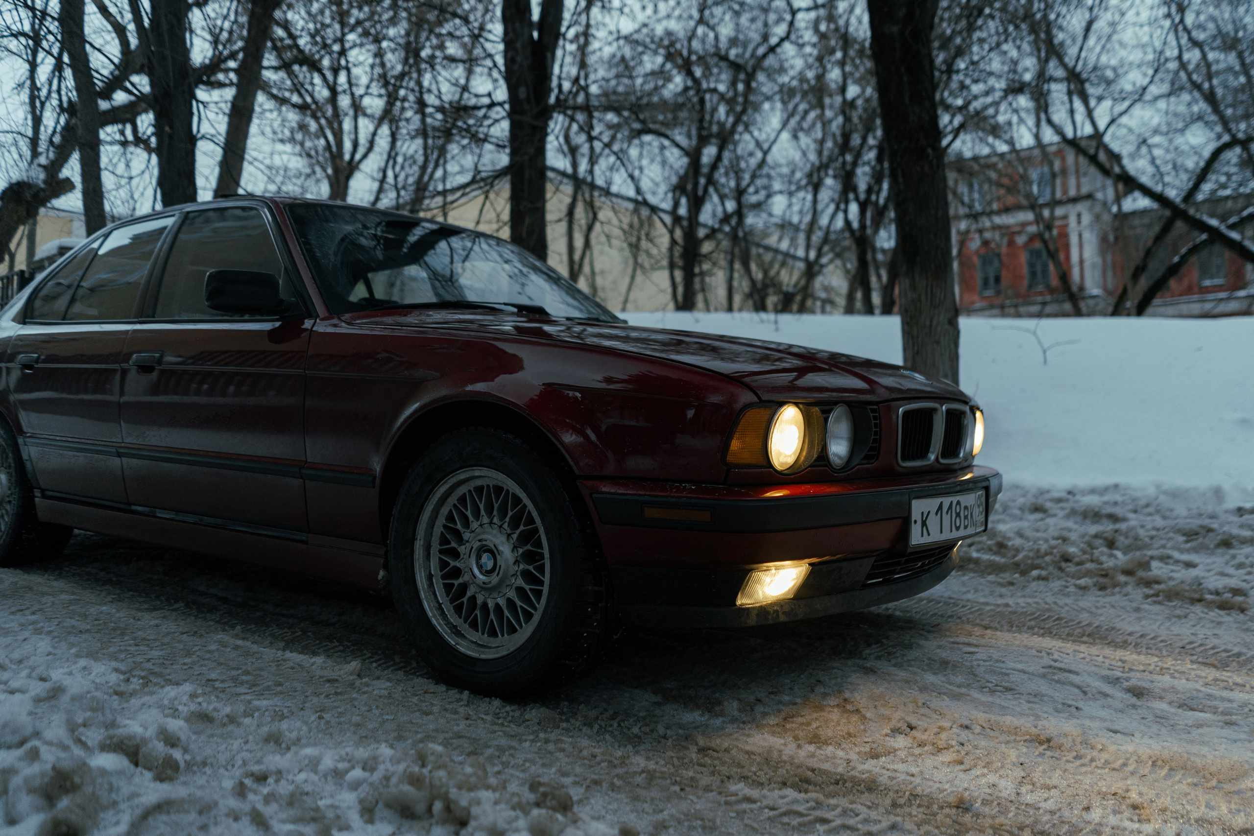 Автомобильная фото-сессия BMW 540i E34 в Калуге