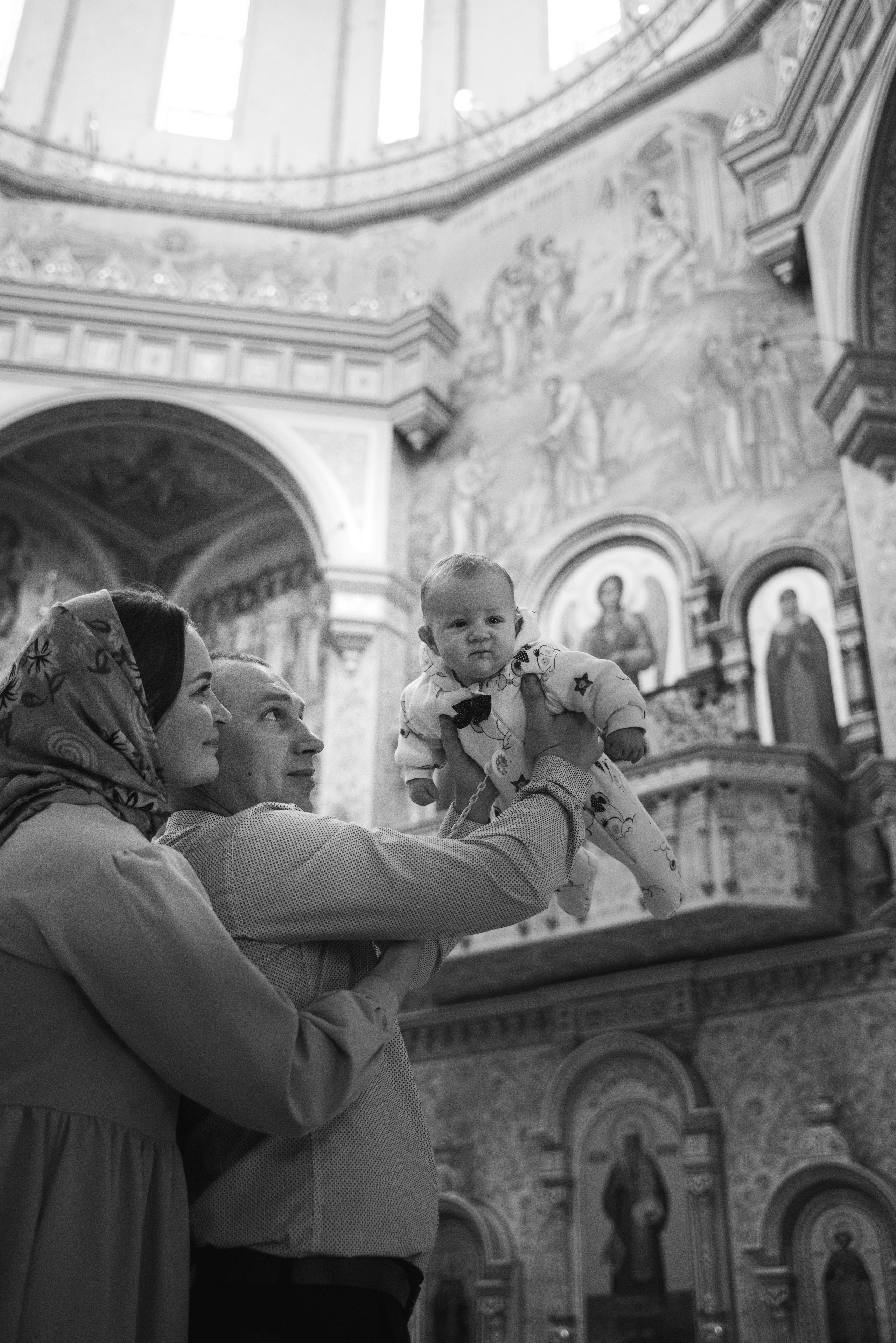 Крещение Кирилла (Храм всех святых). Семейный фотограф в Минске Дарья Дреко