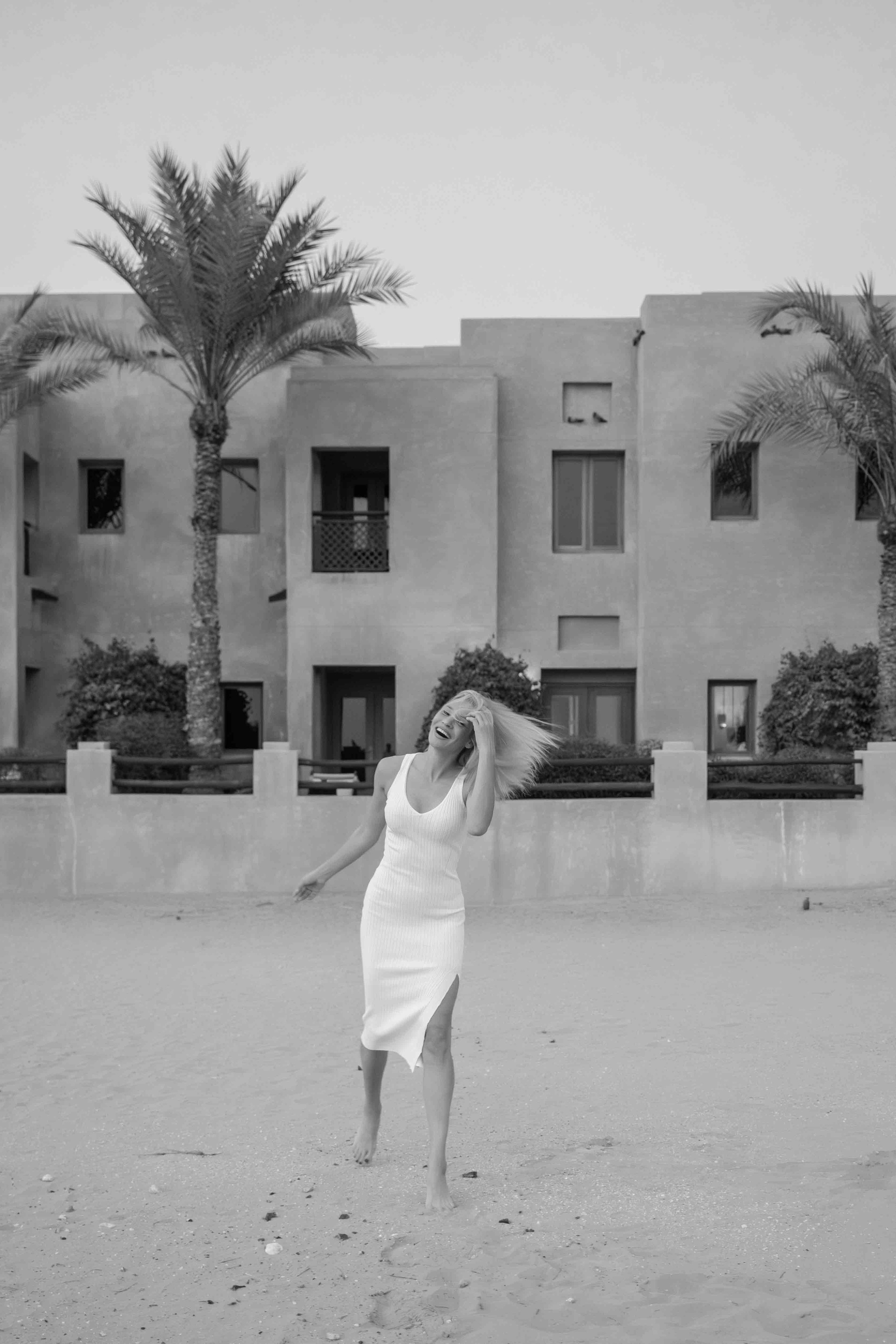 Proposal in Dubai | Bab al Shams in desert