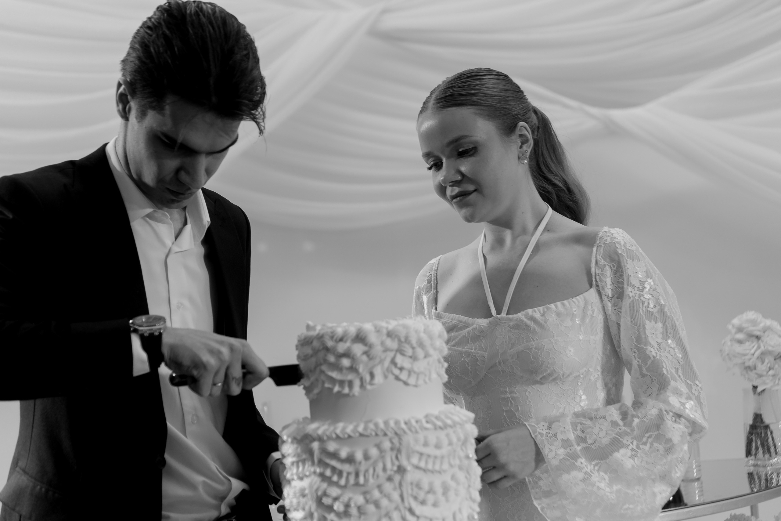 СВАДЕБНЫЙ ТОРТ. ФОТОСЕСИИЯ БАНКЕТА (СНЯТО В СИБИРЕ В НИЖНЕВАРТОВСКЕ). Профессиональный фотограф, Санкт-Петербург — Виктория Богомолова