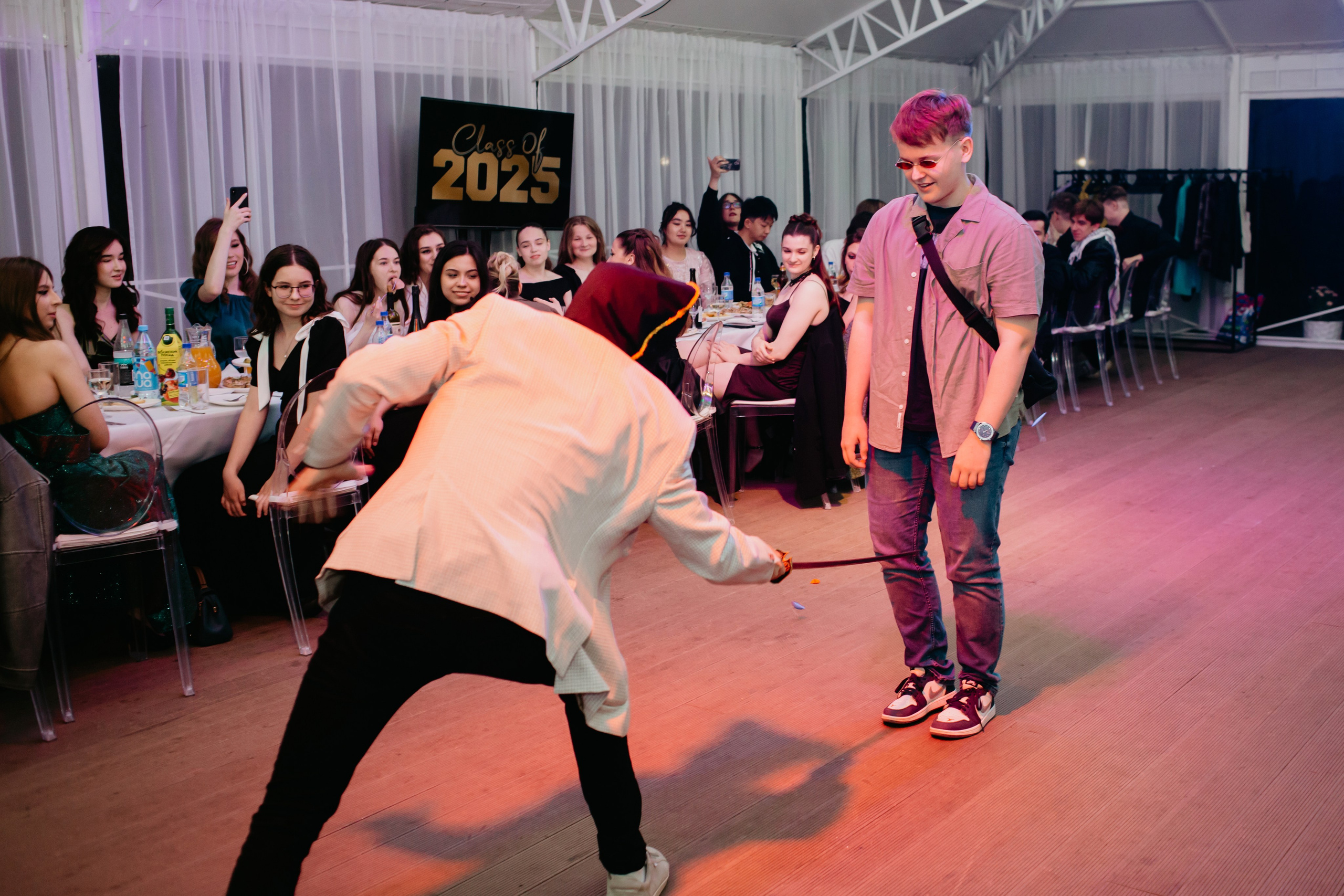 Выпускной 2025 (41 школа) 11 класс. Фотограф в Челябинске Ополихина Анна