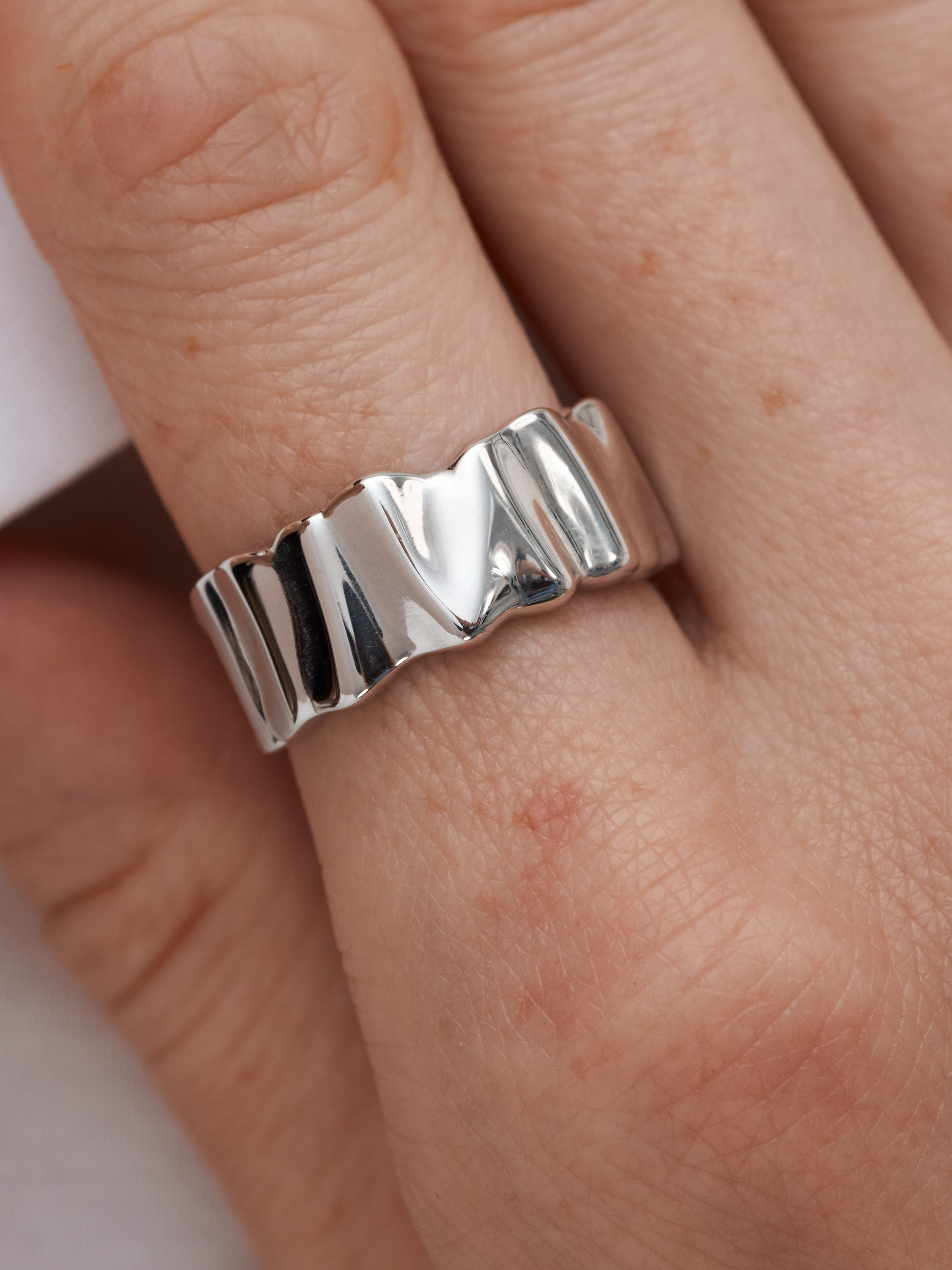 Фотосъемка ювелирных украшений Екатеринбург бижутерия Wildberries ВБ Ozon Озон предметная съемка Екб заказать цена фотосъемка товара WB. Фотограф Екатеринбург Анастасия Жерновская | Маркетплейсы и нейрофото