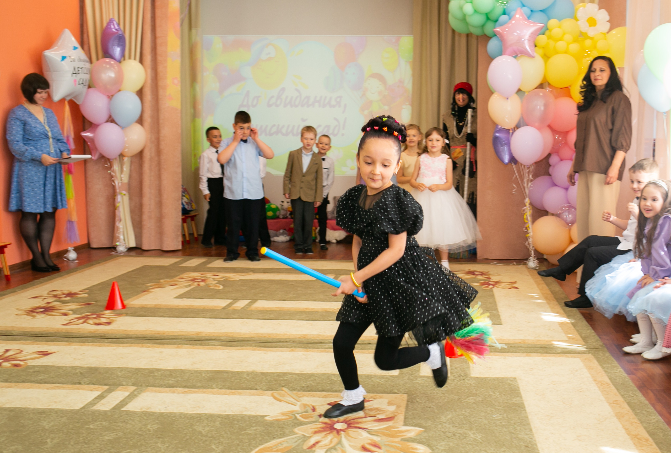 Выпускные и Утренники. Фотограф новорожденных и семейный фотограф НСО г. Бердск Марина Львова