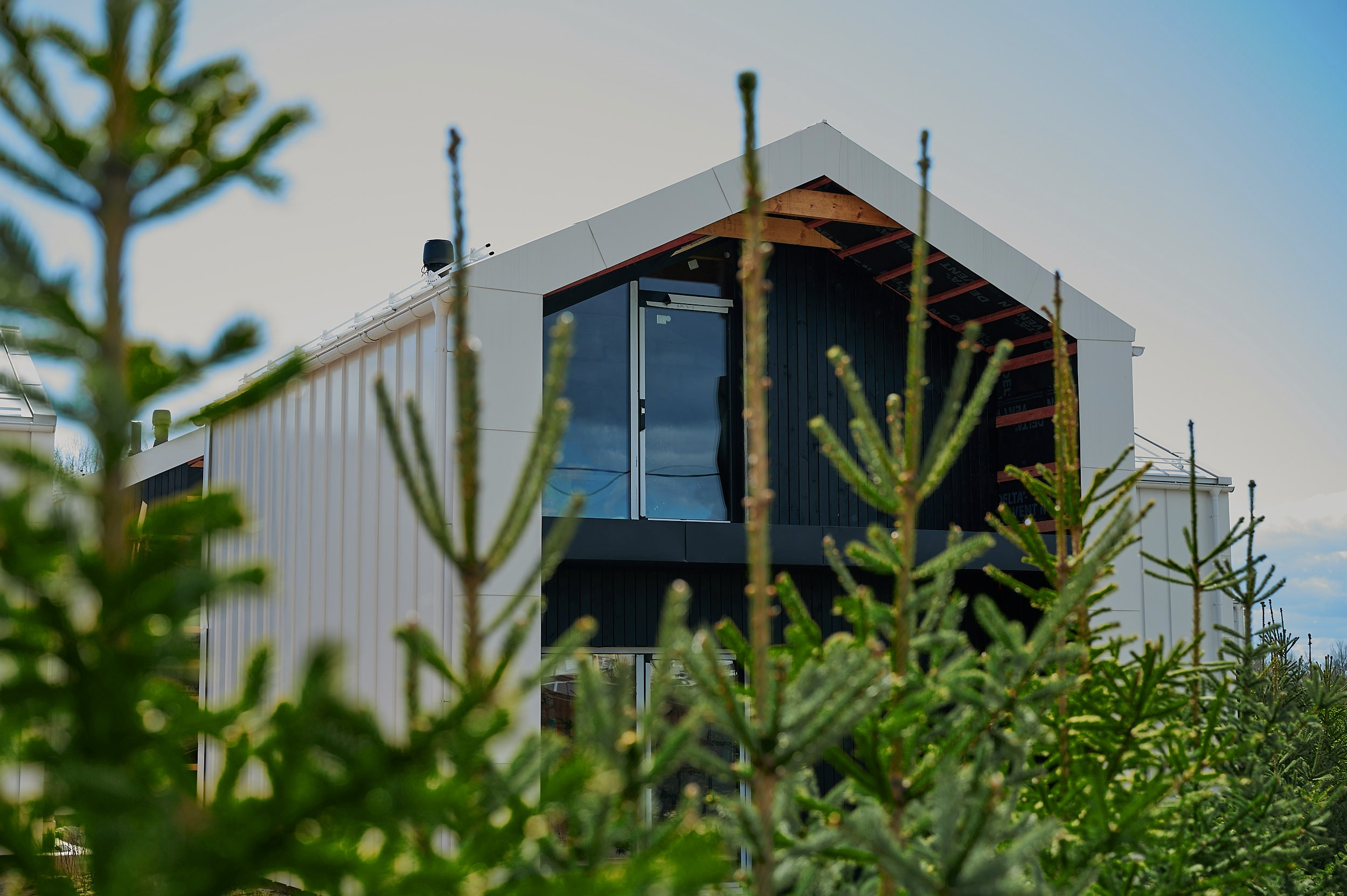 Строительсво Hugge Life Country Club