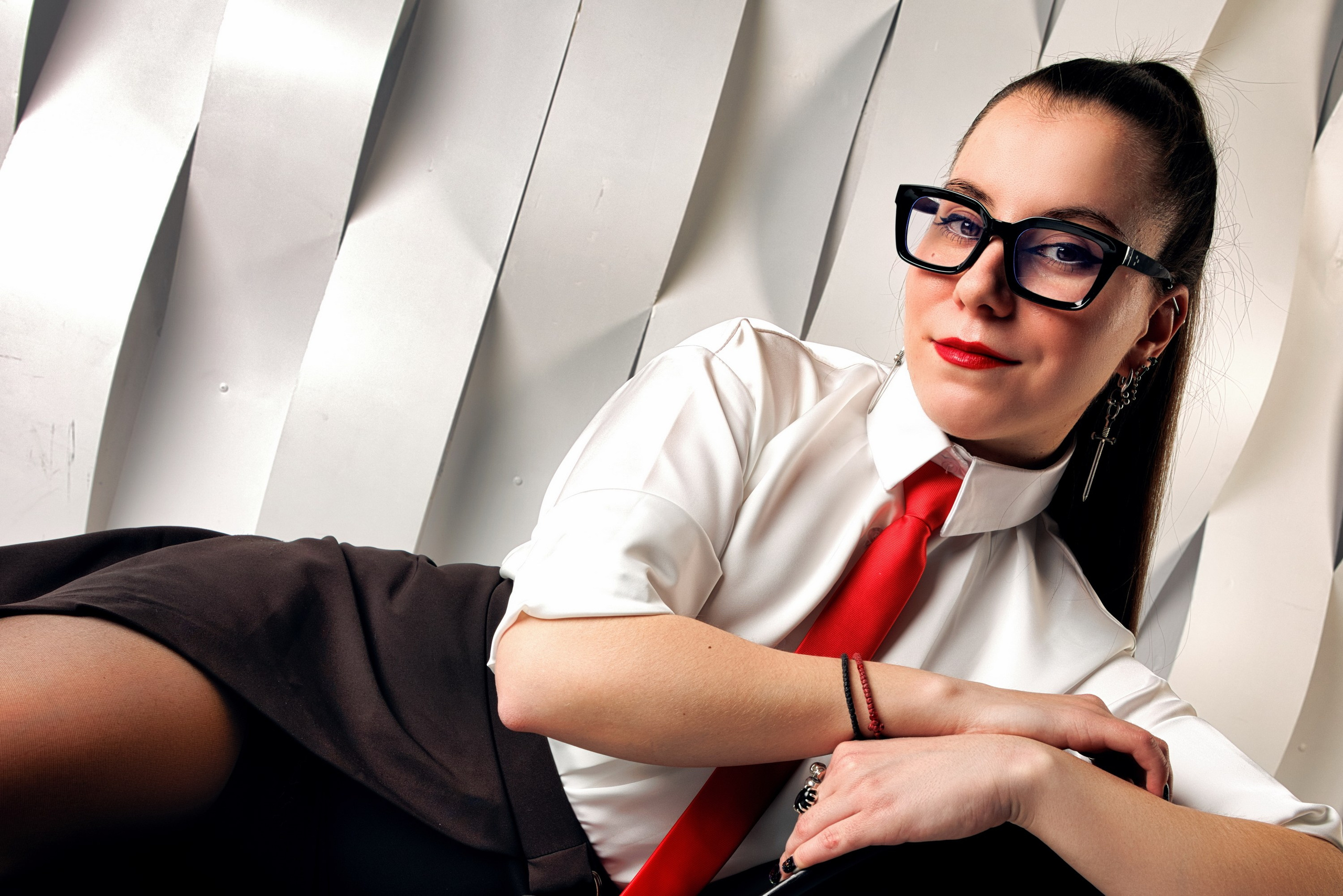 Даша. Офисная студийная фотосессия