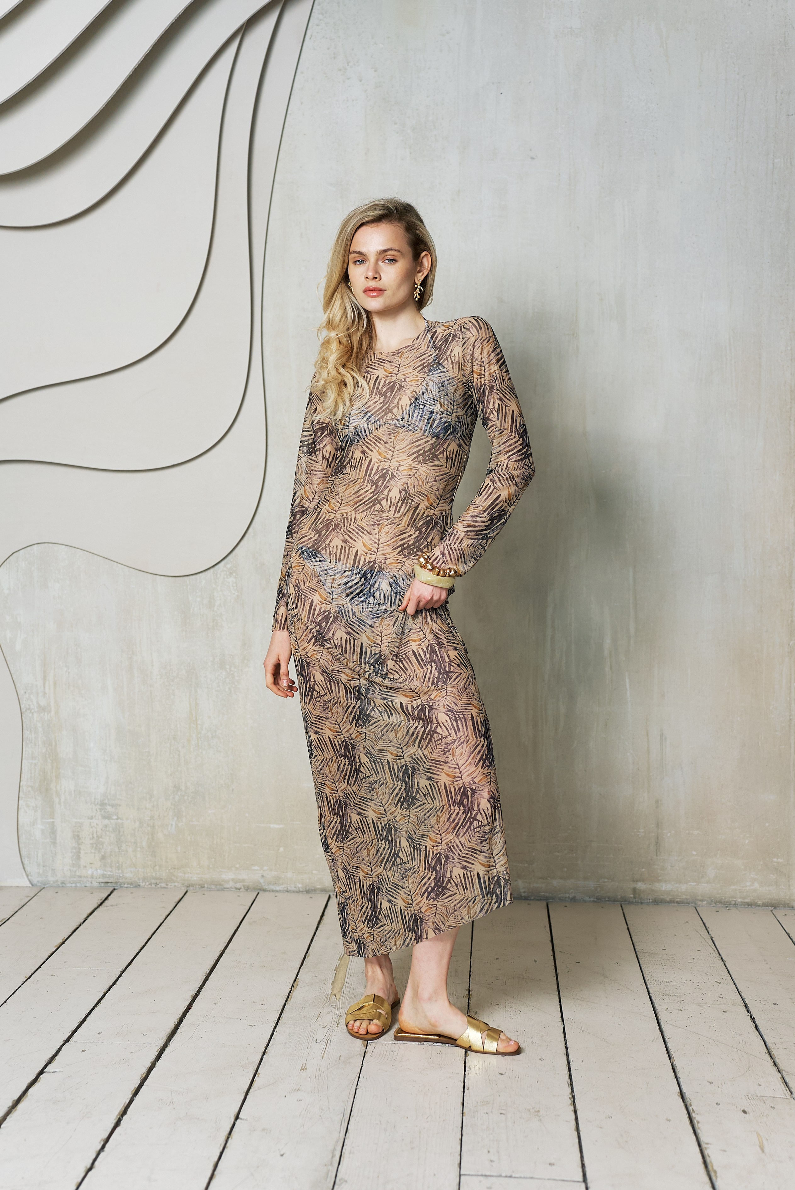 Каталог не на белом фоне. Фото и видео для брендов и бизнеса