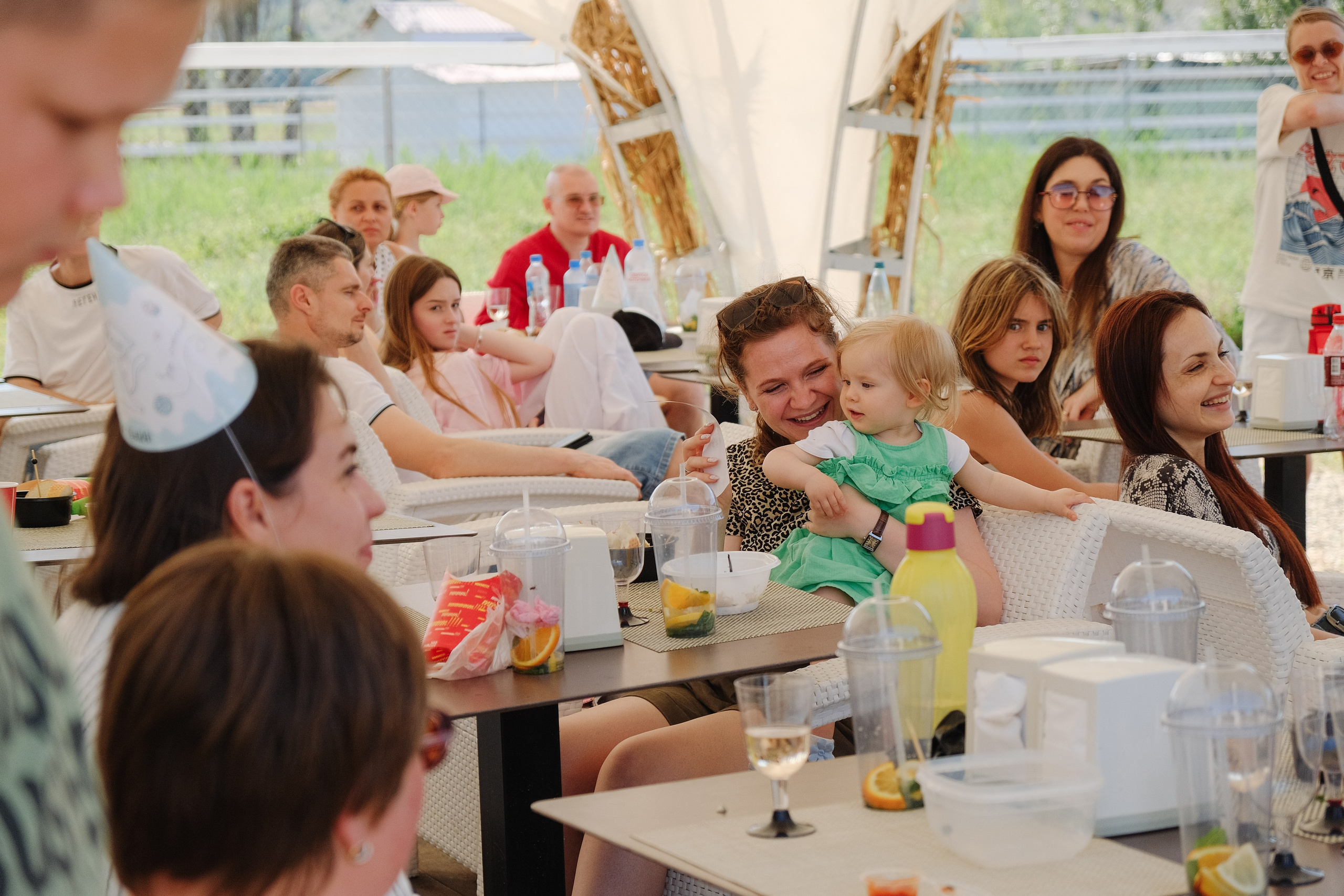 Репортаж на ферме. Профессиональная фотосъемка в Крыму. Натуральные эмоции и живые кадры. Забронируйте дату прямо сейчас!