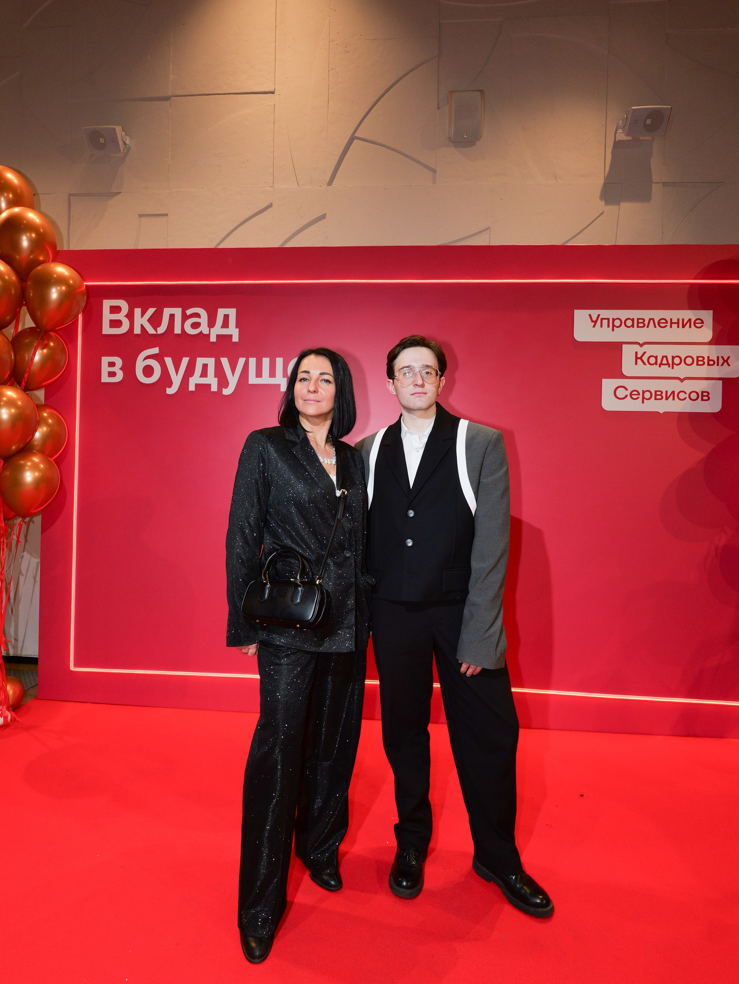 Вклад в будущее. ВДНХ. Портретная фотография тахир лебедев