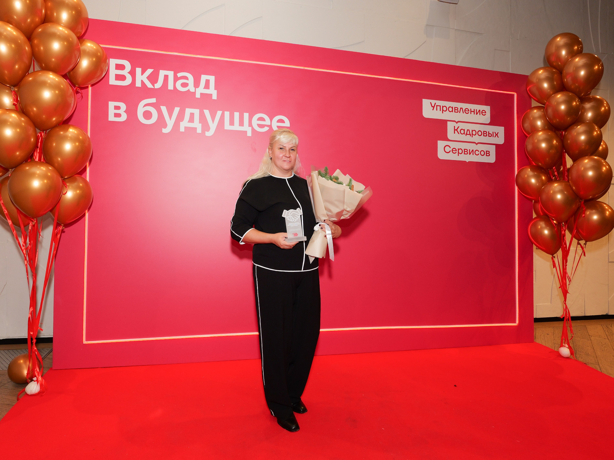 Вклад в будущее. ВДНХ. Портретная фотография тахир лебедев