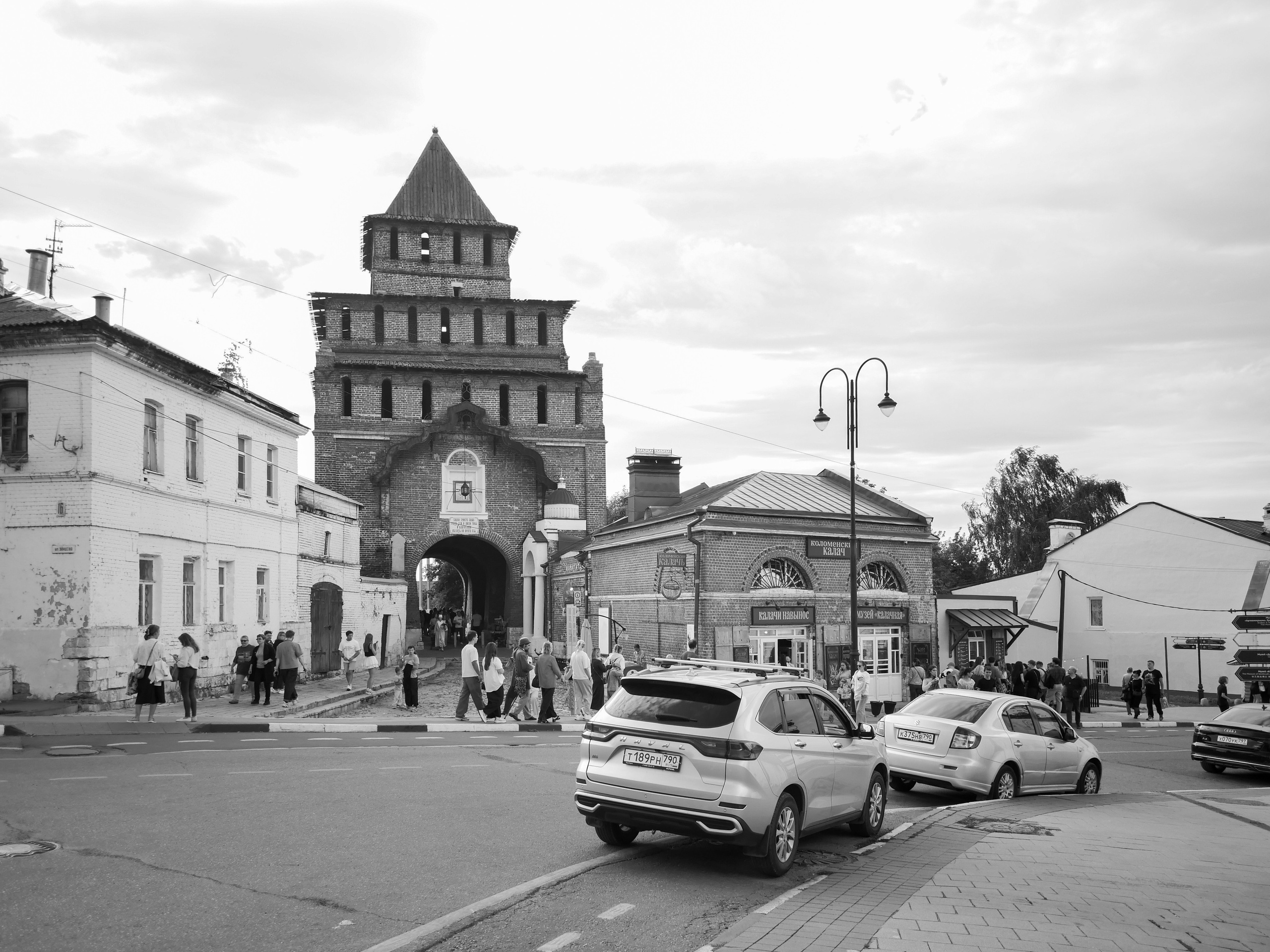 Городское пространство. Коломна. Портретная фотография тахир лебедев