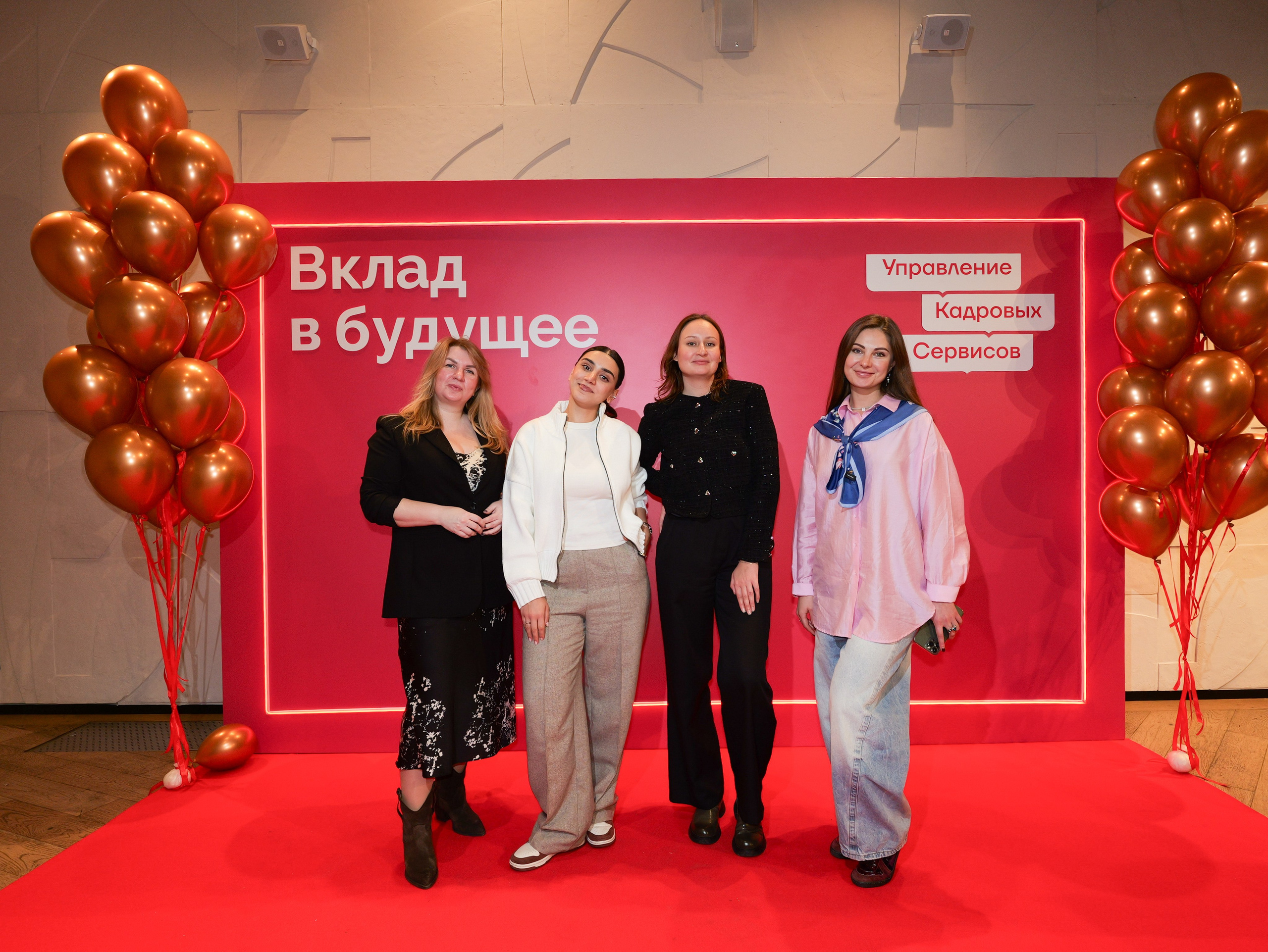 Вклад в будущее. ВДНХ. Портретная фотография тахир лебедев
