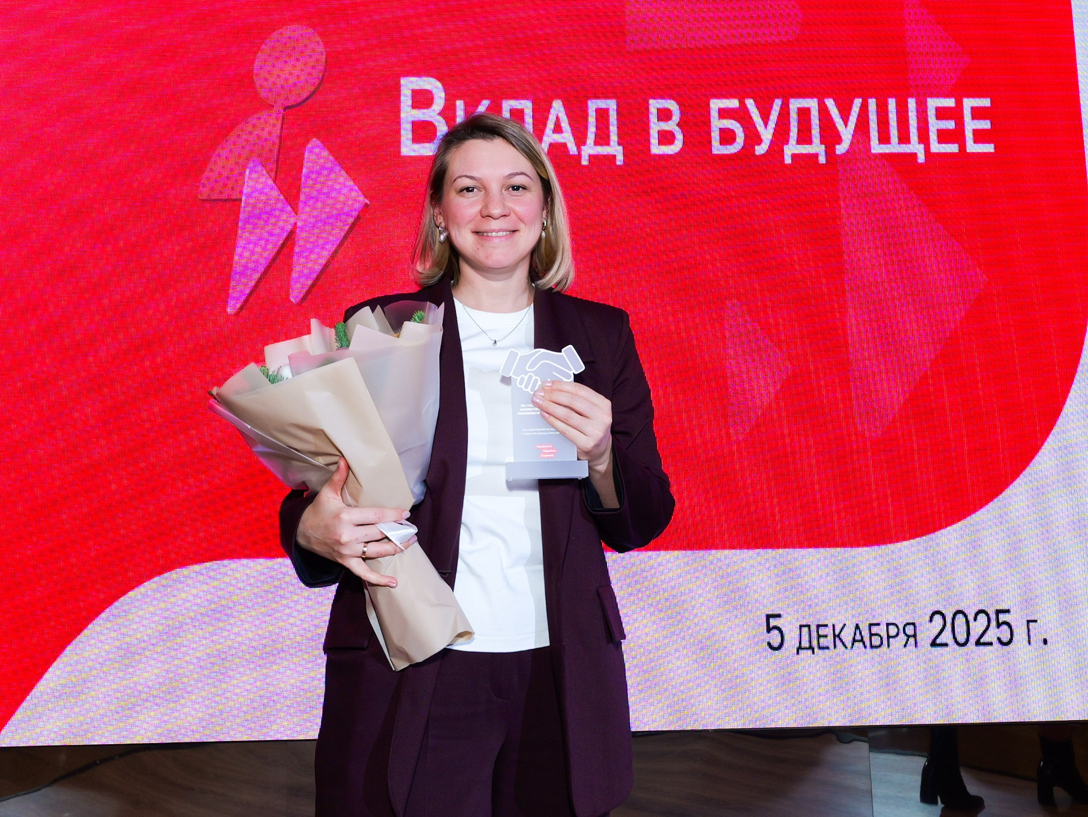 Вклад в будущее. ВДНХ. Портретная фотография тахир лебедев