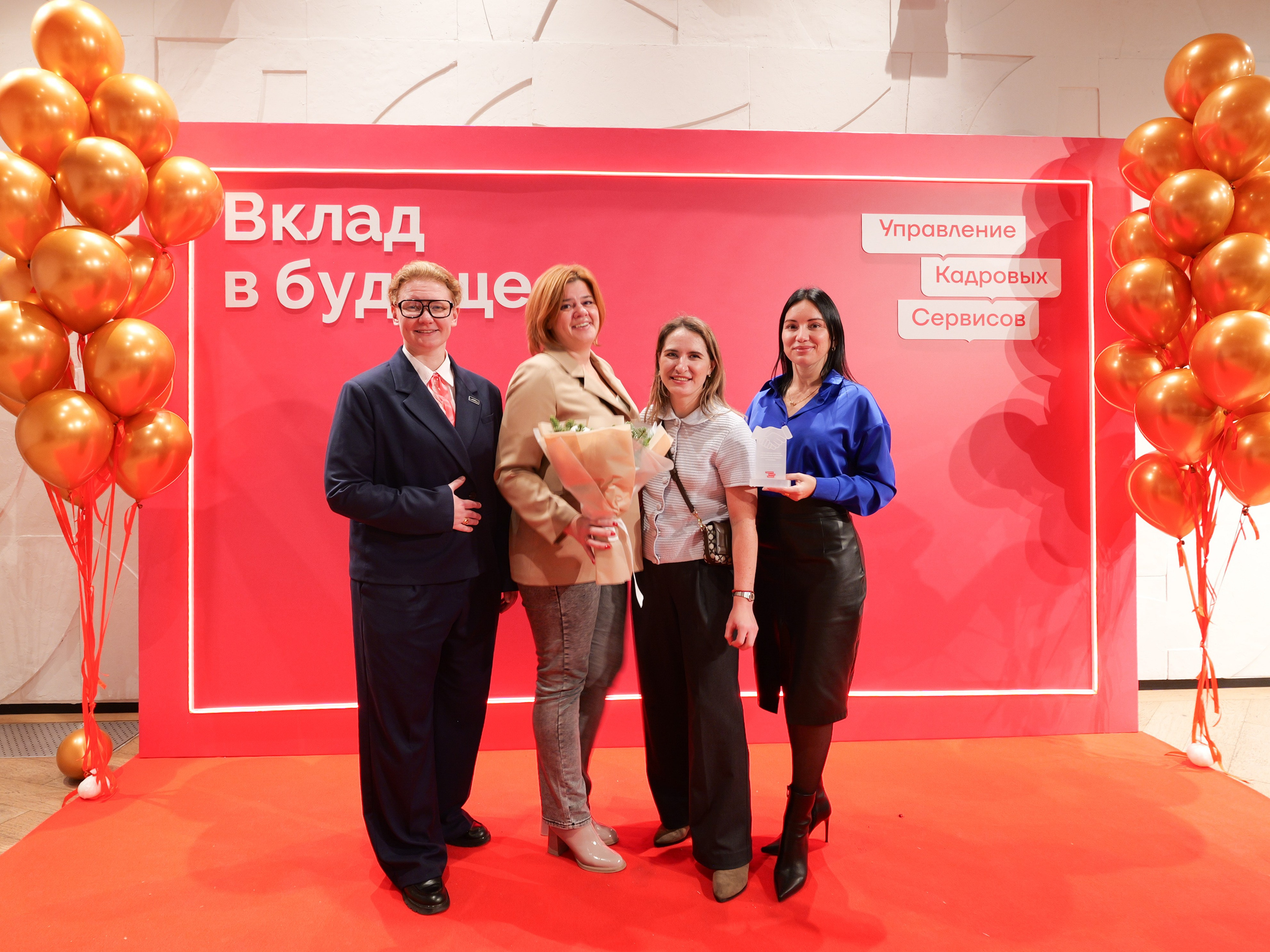 Вклад в будущее. ВДНХ. Портретная фотография тахир лебедев