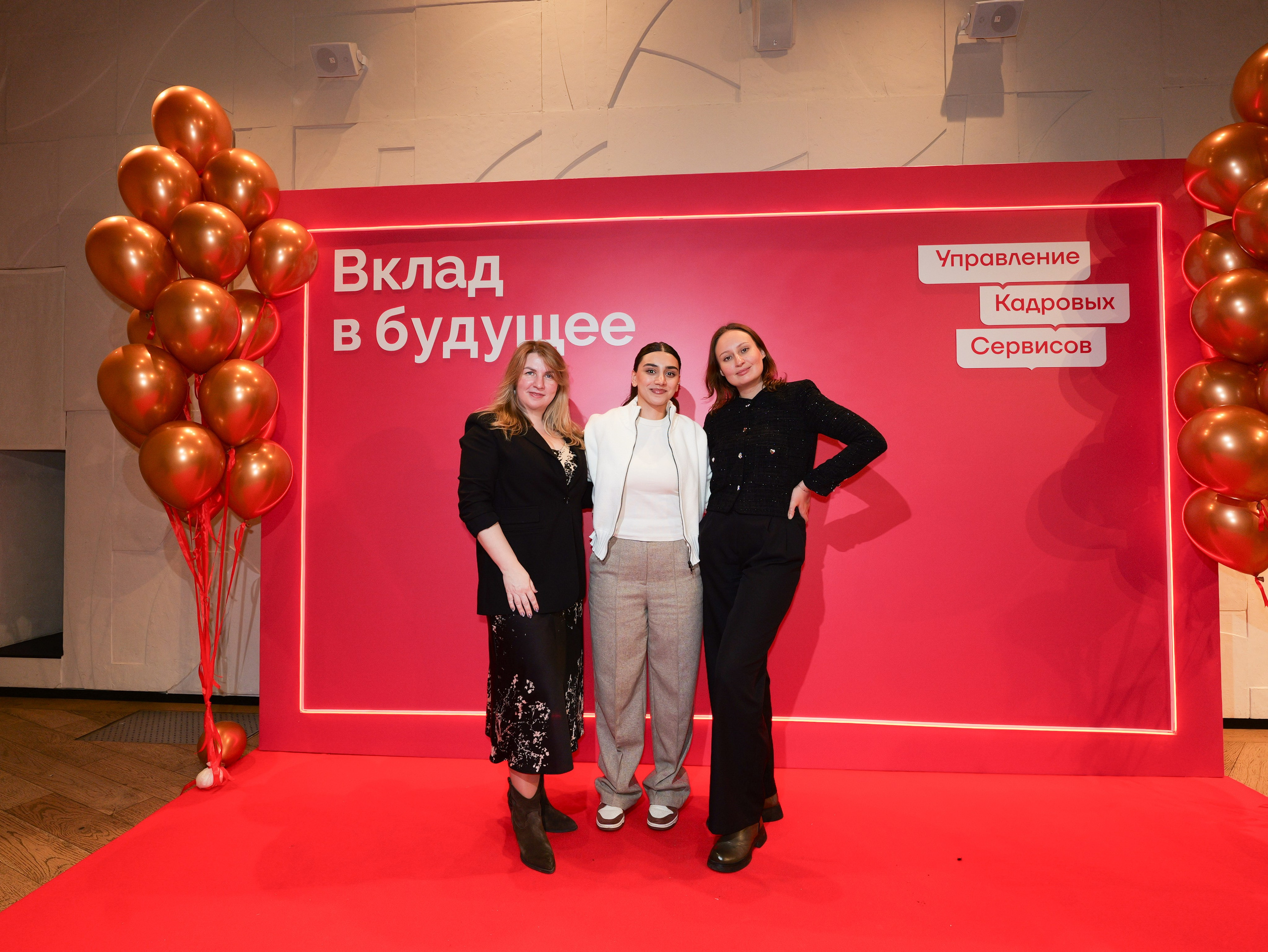 Вклад в будущее. ВДНХ. Портретная фотография тахир лебедев