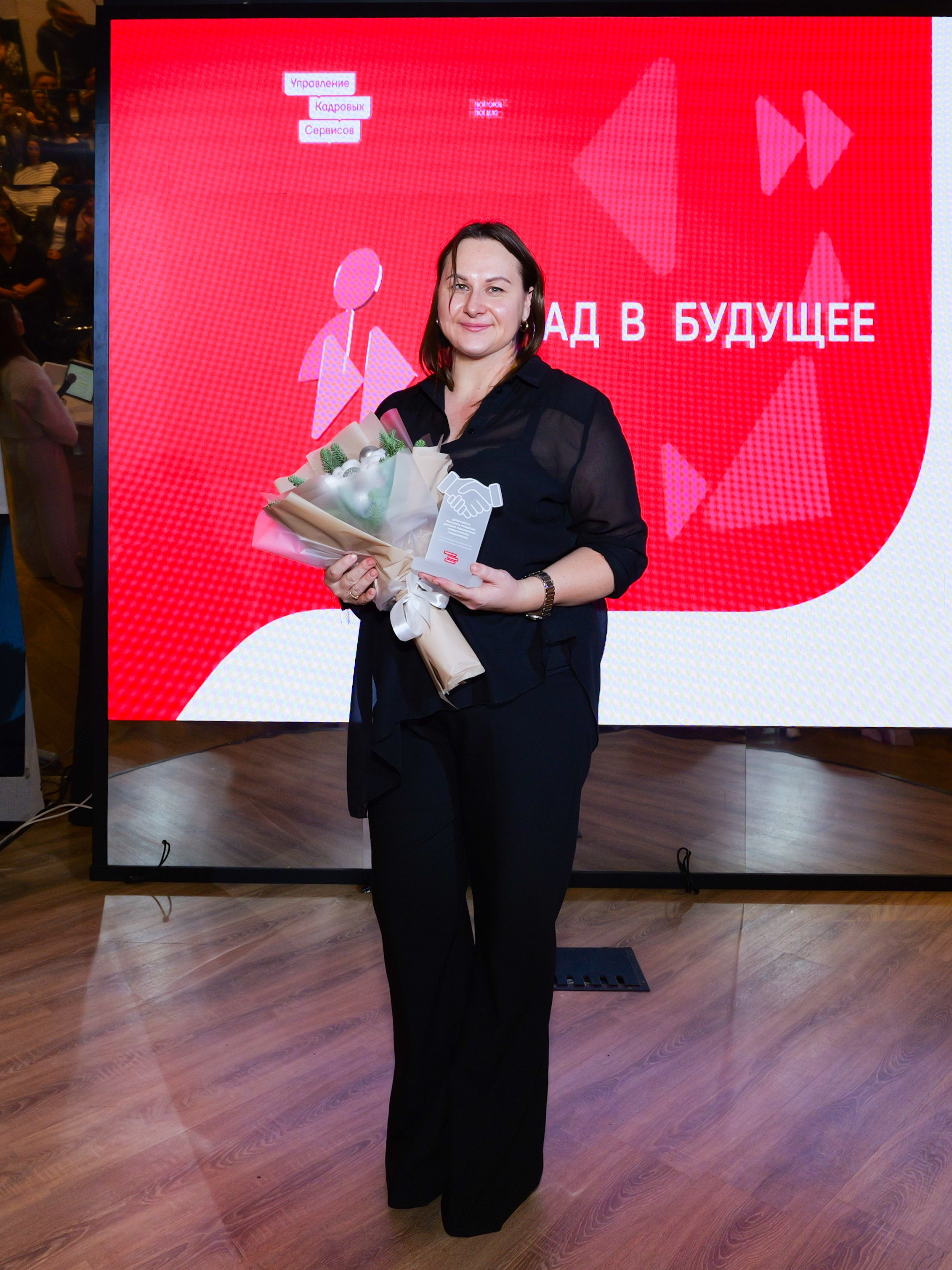 Вклад в будущее. ВДНХ. Портретная фотография тахир лебедев