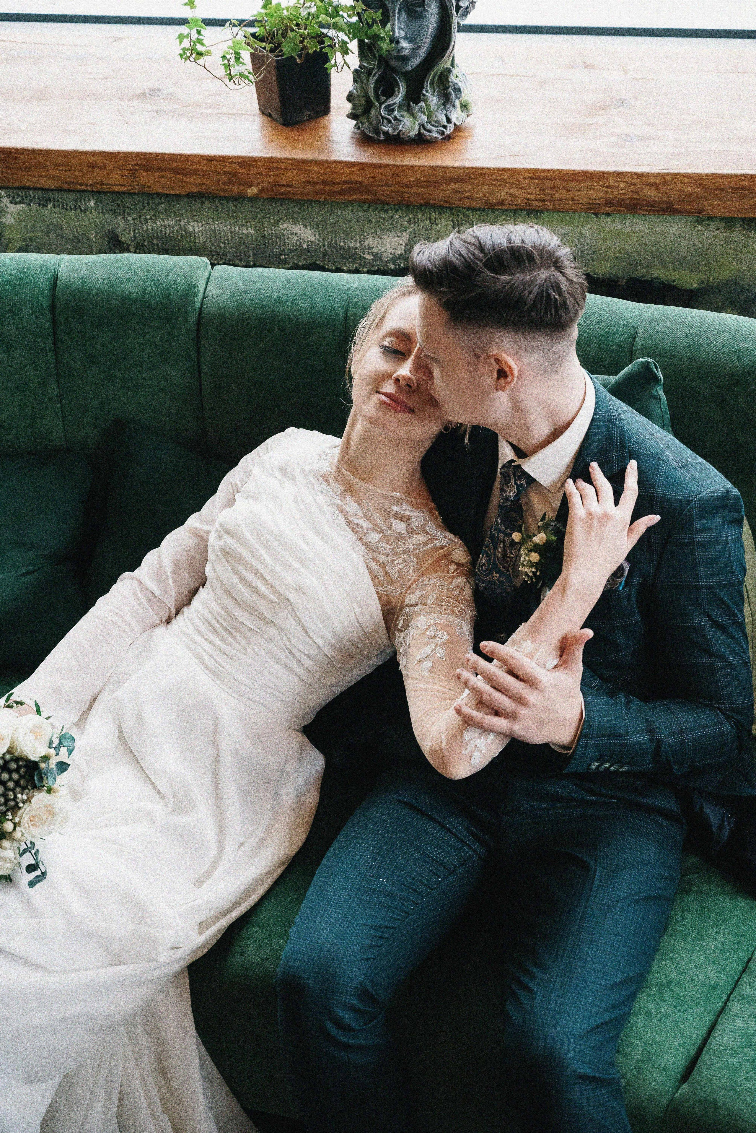 Артем и Галя. Тамара Власова