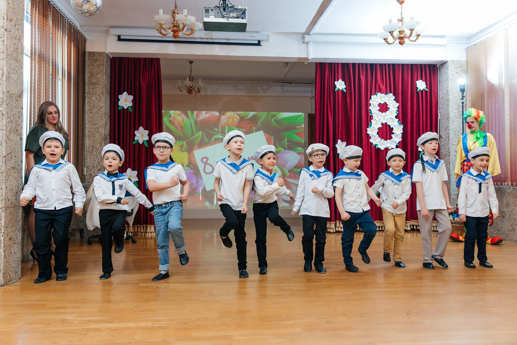 Детский сад № 93 — Утренник (10.03.2023). Свадебный и семейный фотограф Крамар Наталья