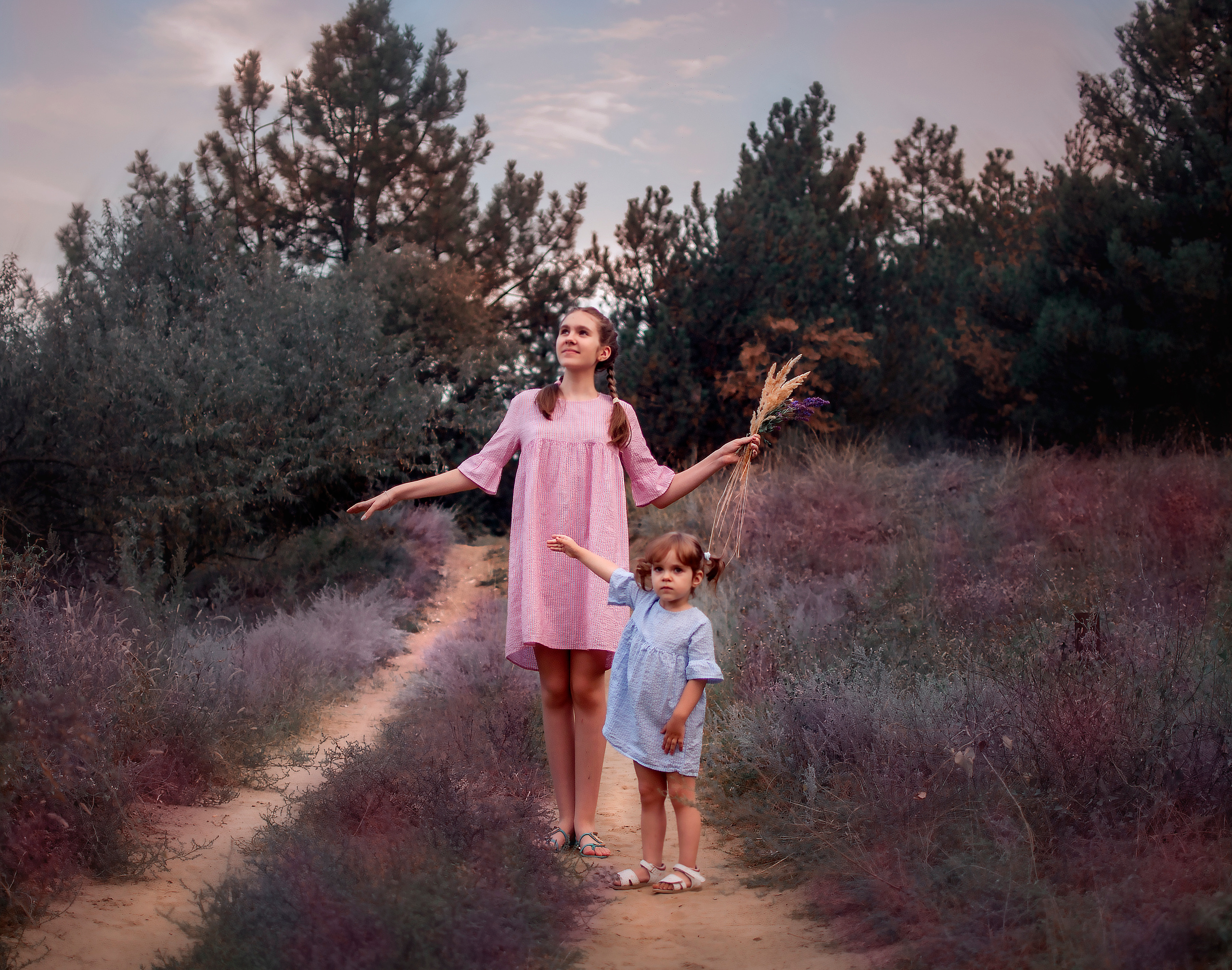 Прогулка сестренок. Семейный и детский фотограф в Москве Алена Прошкина