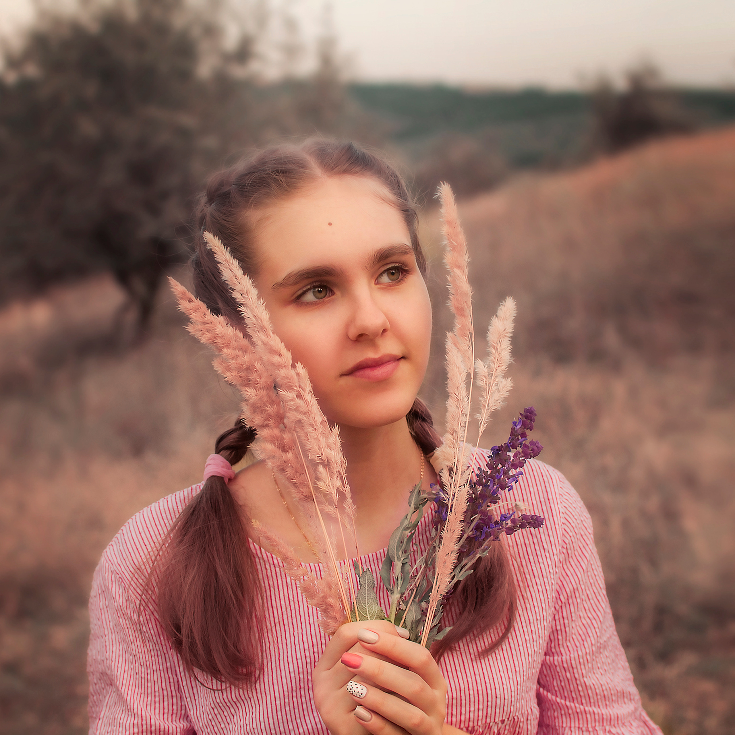 Прогулка сестренок. Семейный и детский фотограф в Москве Алена Прошкина