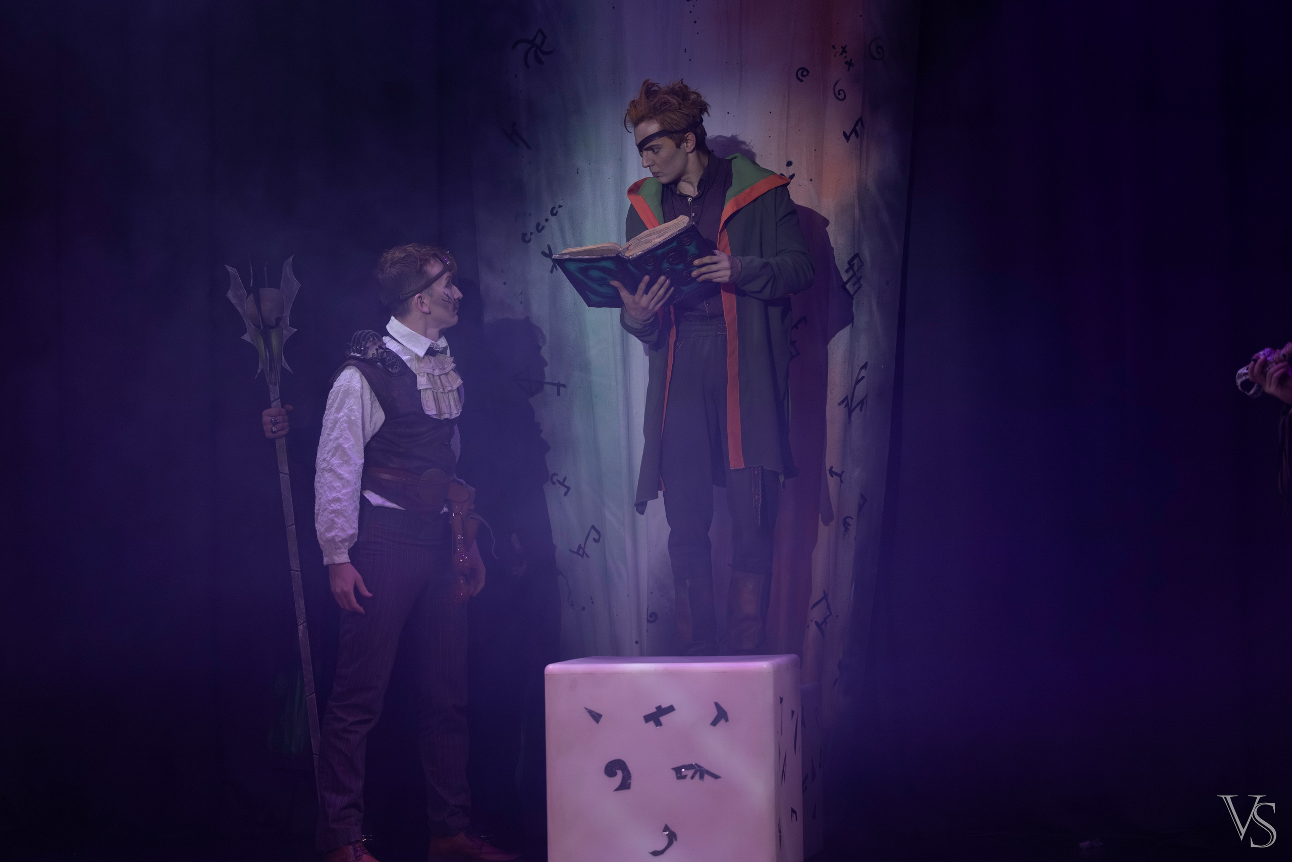 Книга стихий 25.01. Фотограф Виктор Степанов