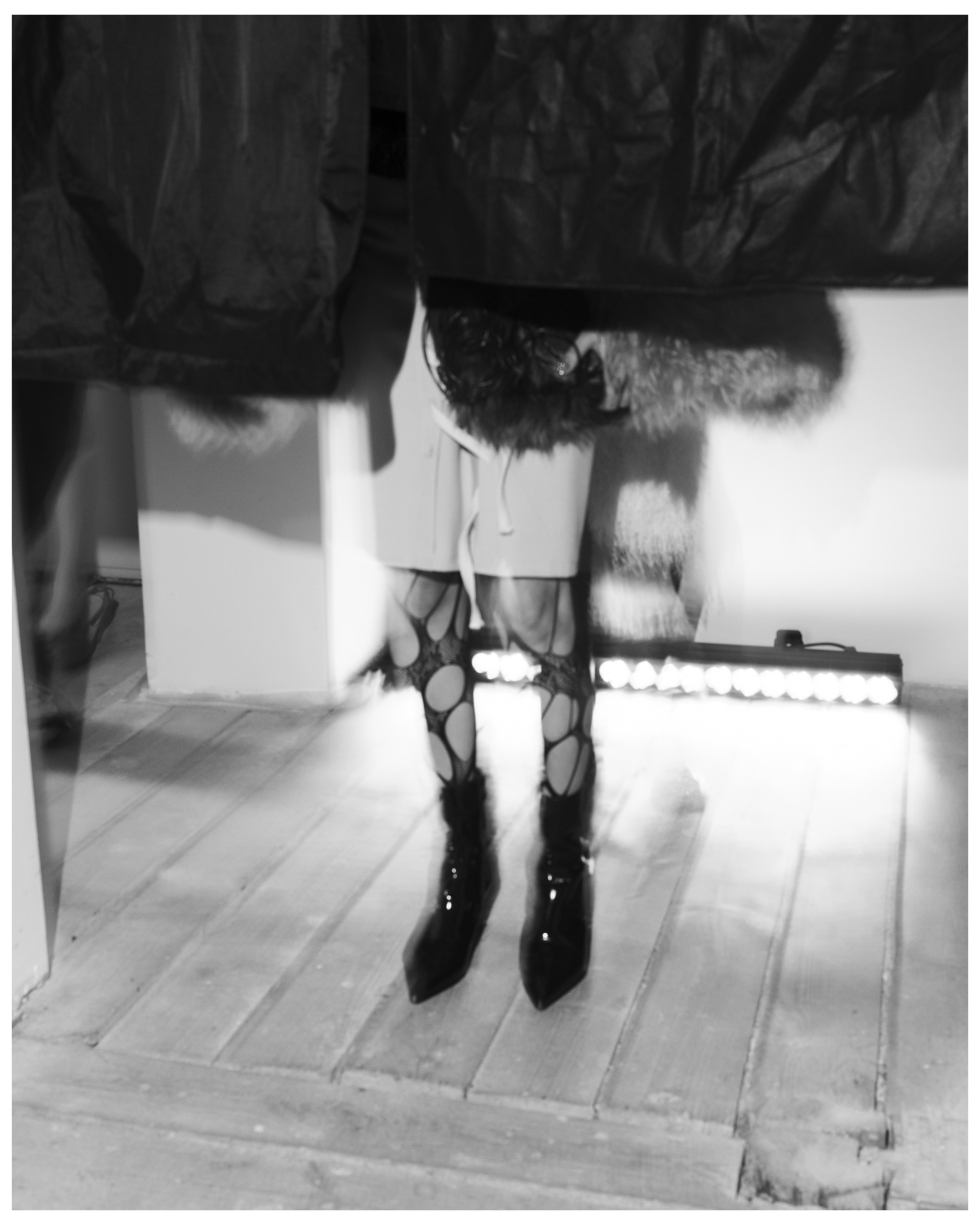 So Dramatic. Nikeli.mag