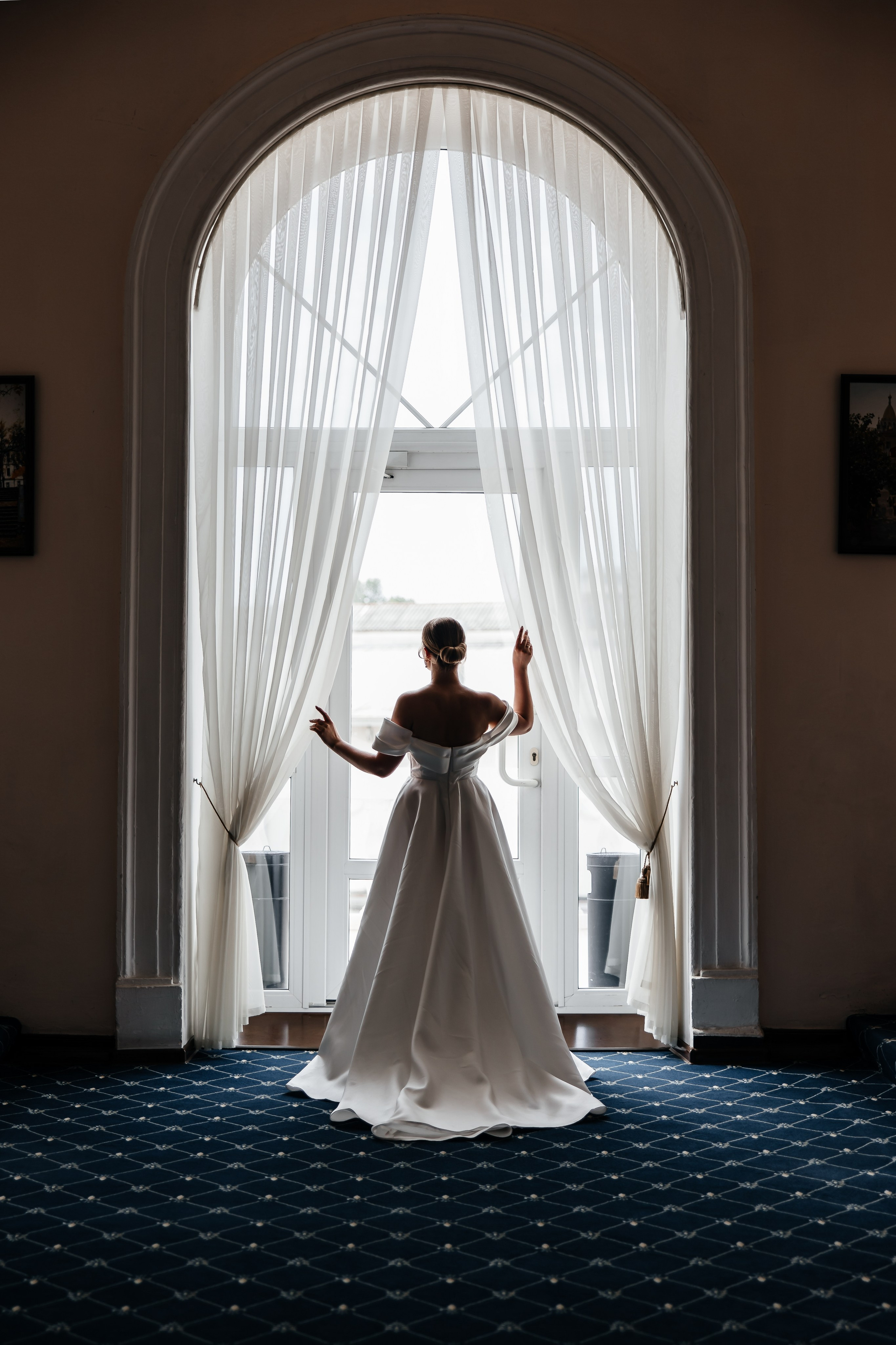 Анонс свадьбы Юлии и Игоря. Городская лавстори в Севастополе. Свадебный фотограф в Крыму и Севастополе Ольга Баскакова